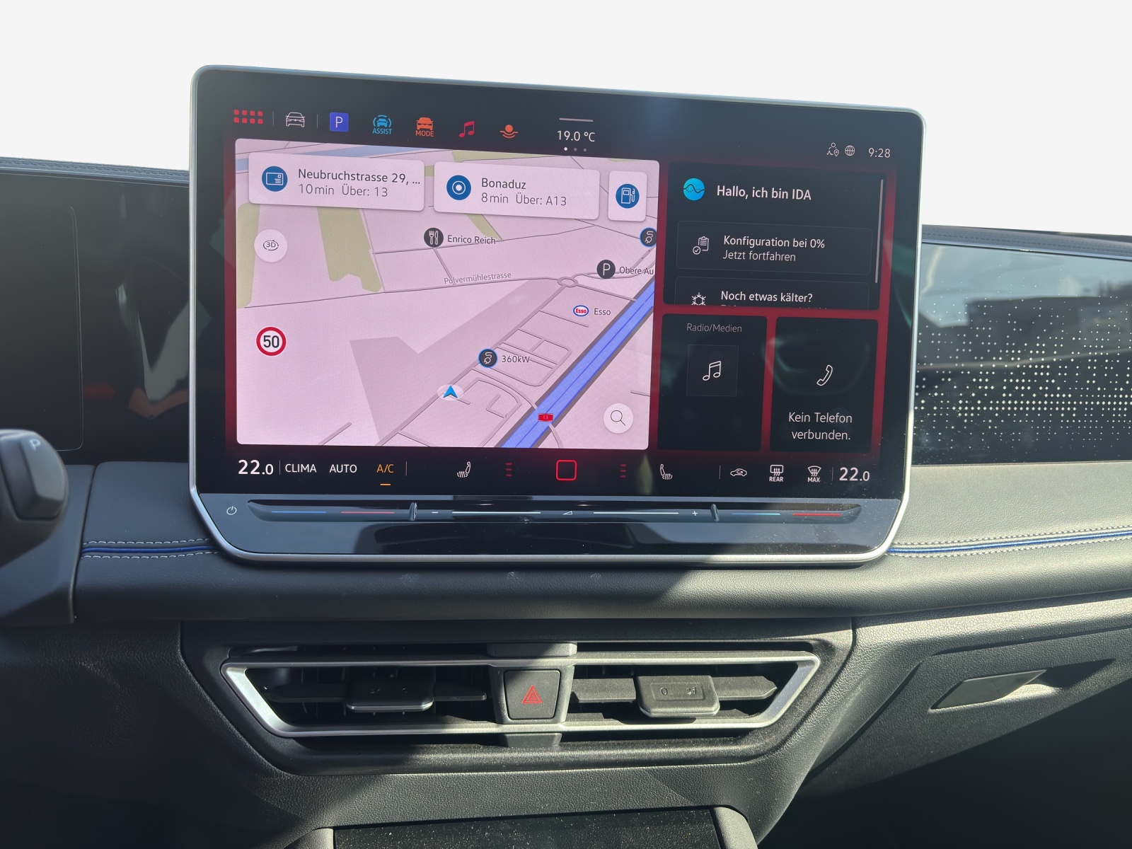 VW Tiguan 2.0 TSI DSG R-Line 4Motion-image-10