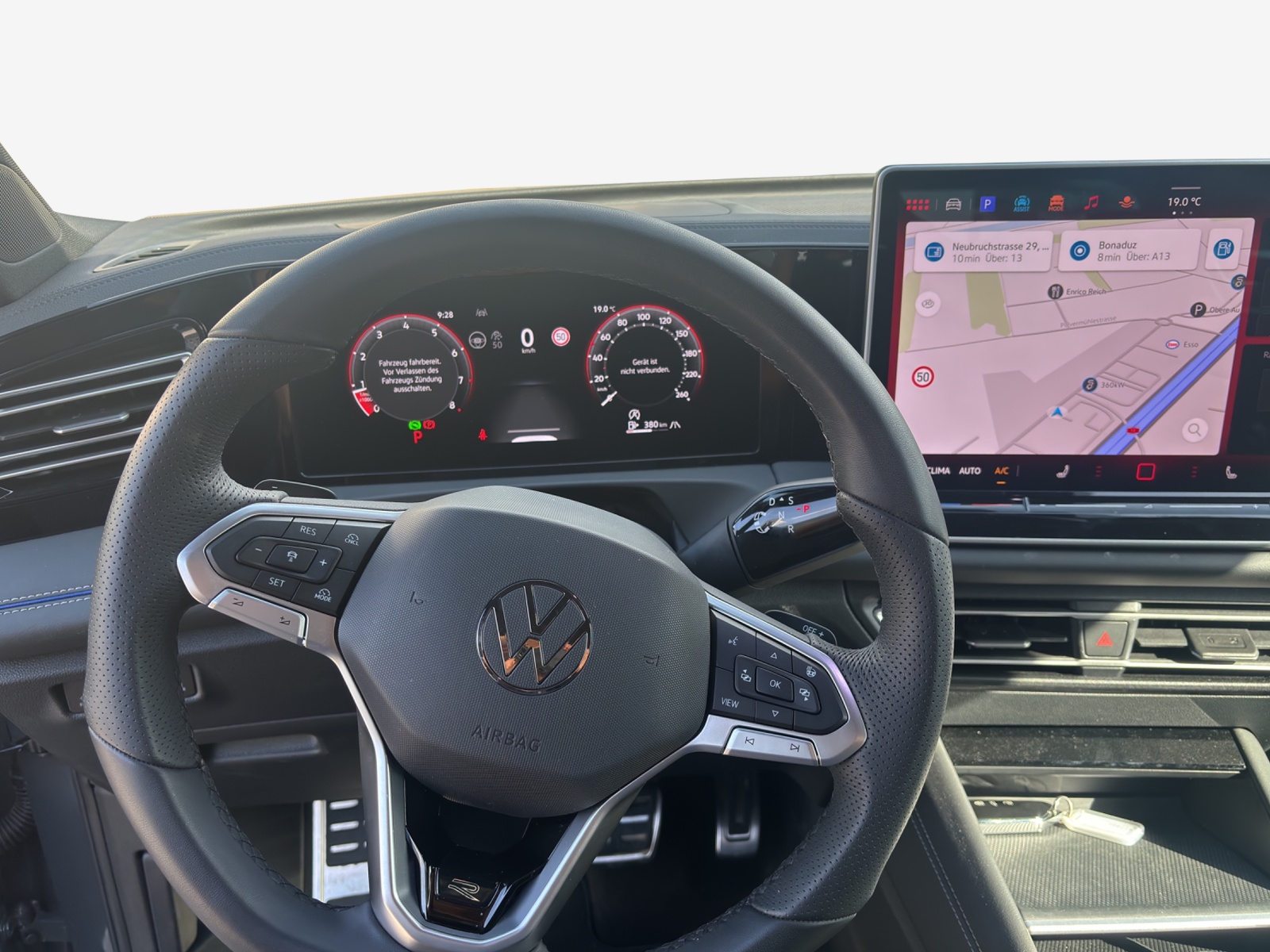VW Tiguan 2.0 TSI DSG R-Line 4Motion-image-9