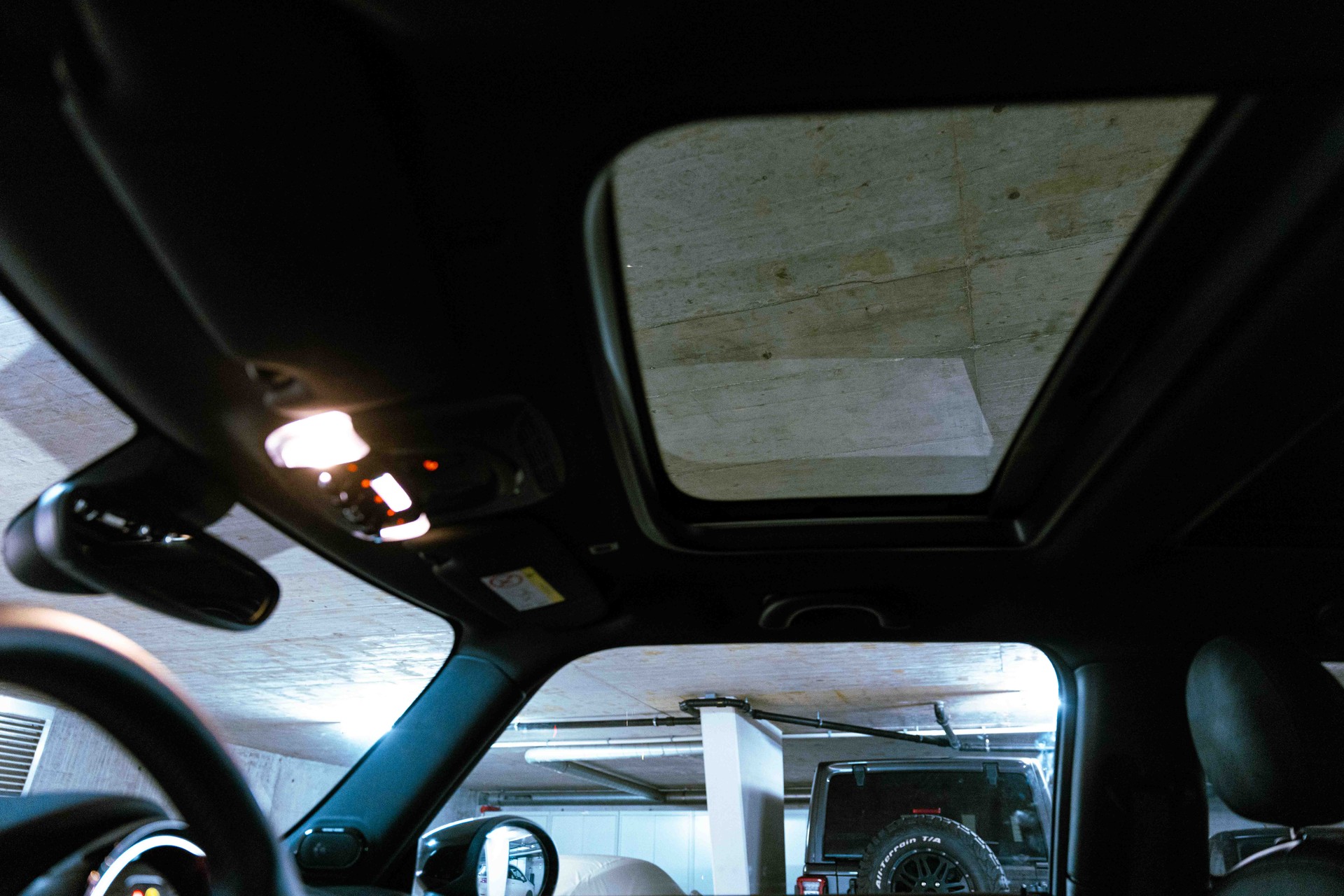 MINI Cooper John Cooper Works Steptronic-image-6