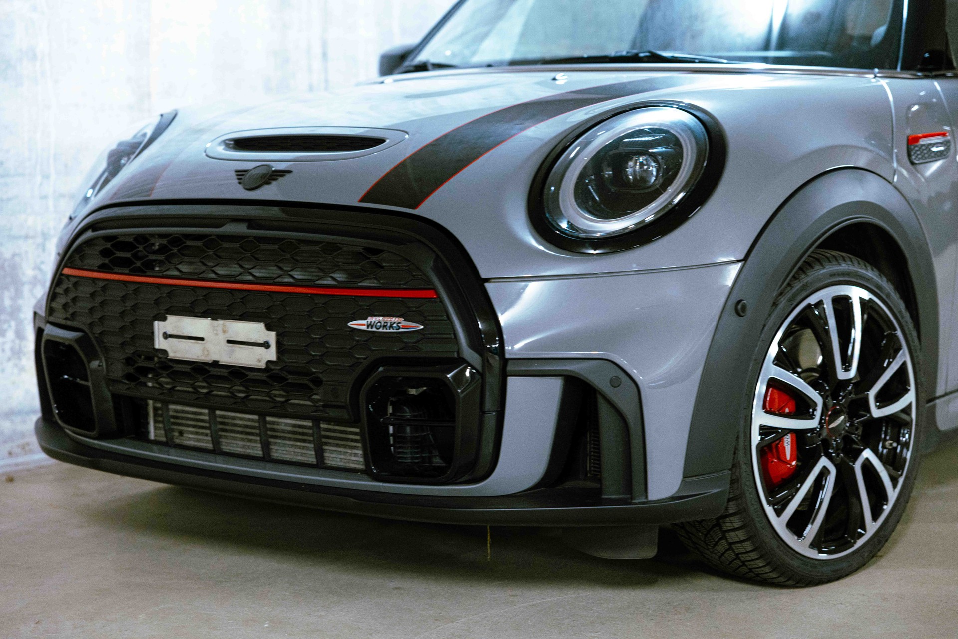 MINI Cooper John Cooper Works Steptronic-image-1