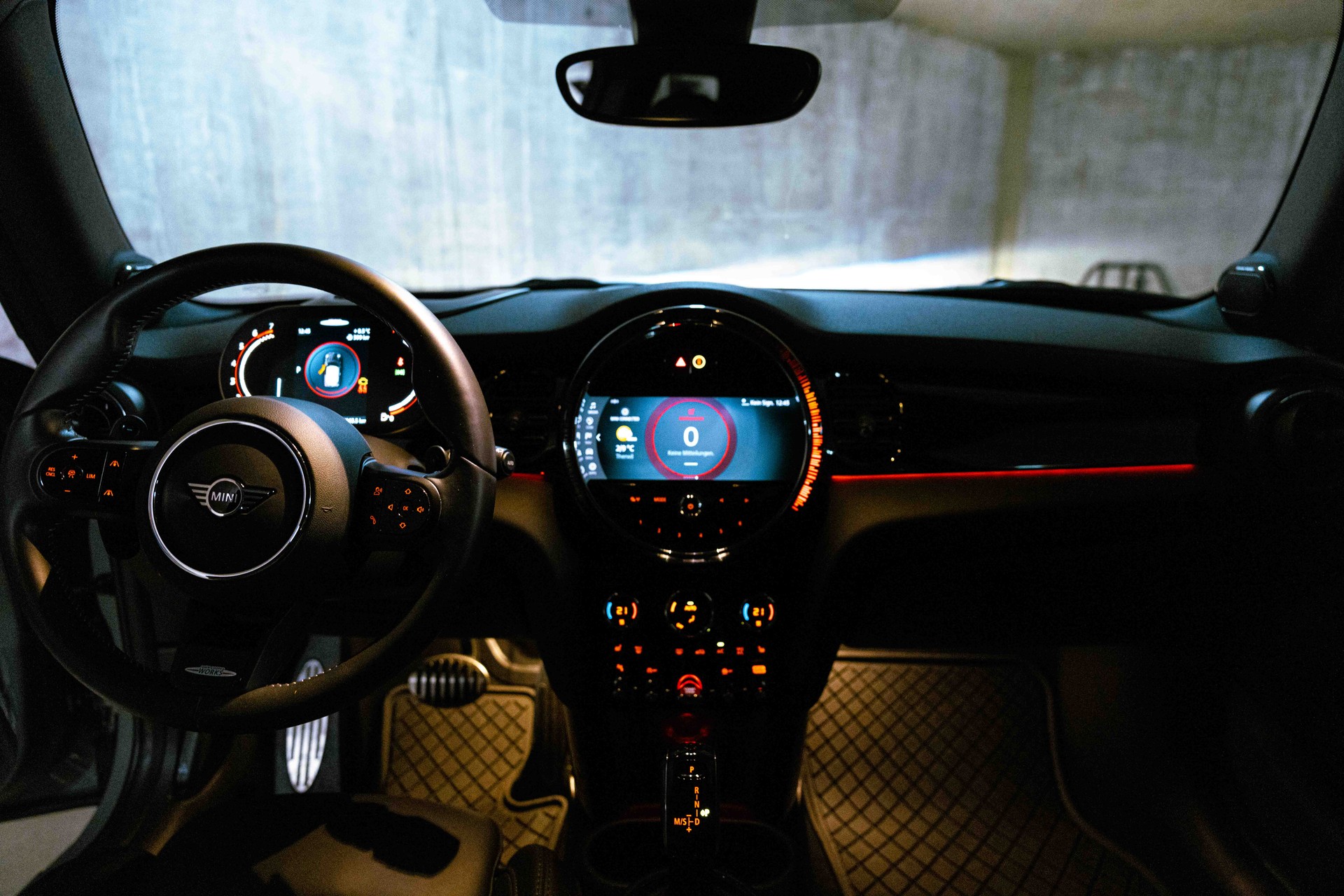 MINI Cooper John Cooper Works Steptronic-image-11