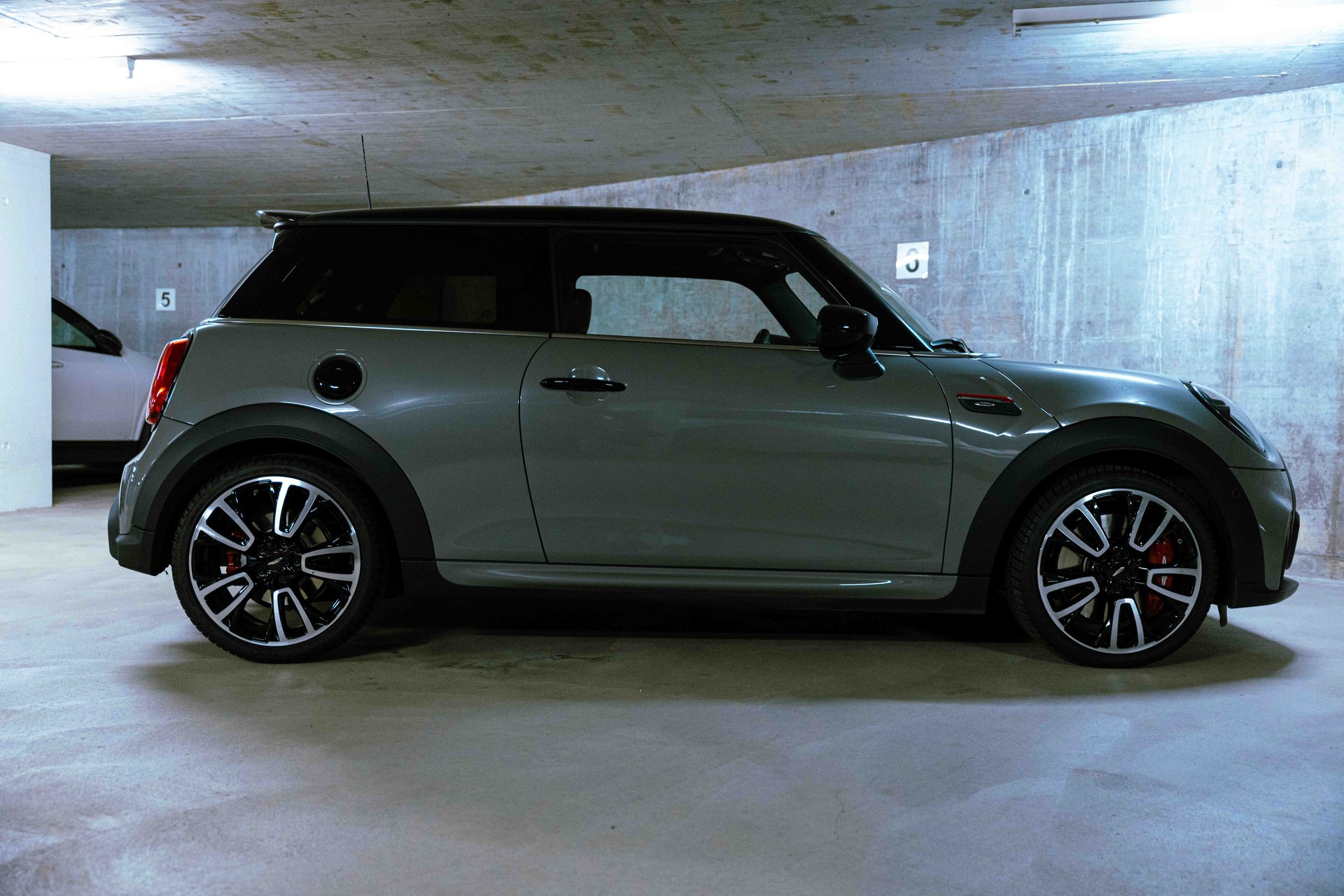 MINI Cooper John Cooper Works Steptronic-image-14