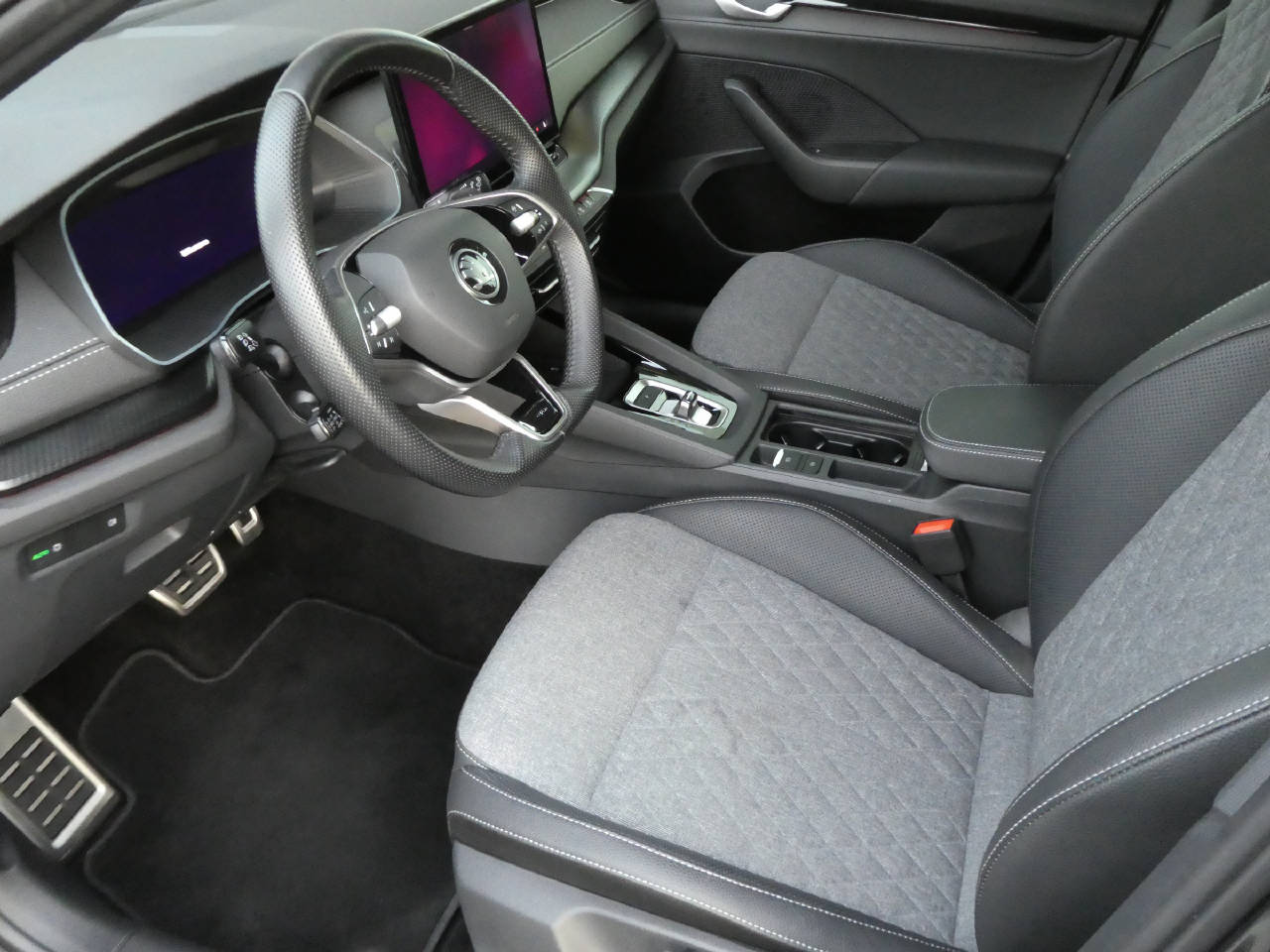 SKODA Octavia Combi 1.5 TSI SportLine DSG-image-8