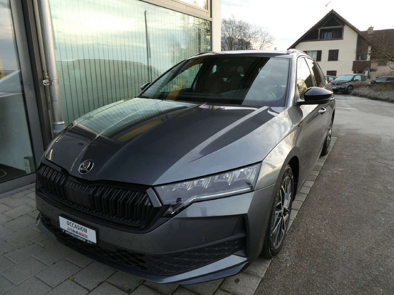SKODA Octavia Combi 1.5 TSI SportLine DSG-image-1