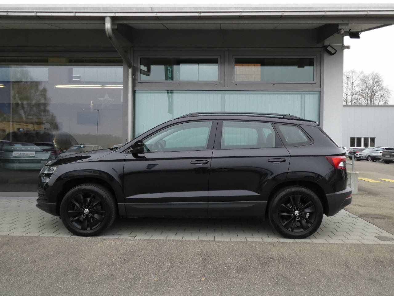 SKODA Karoq 2.0 TDI Style 4x4 DSG-image-7