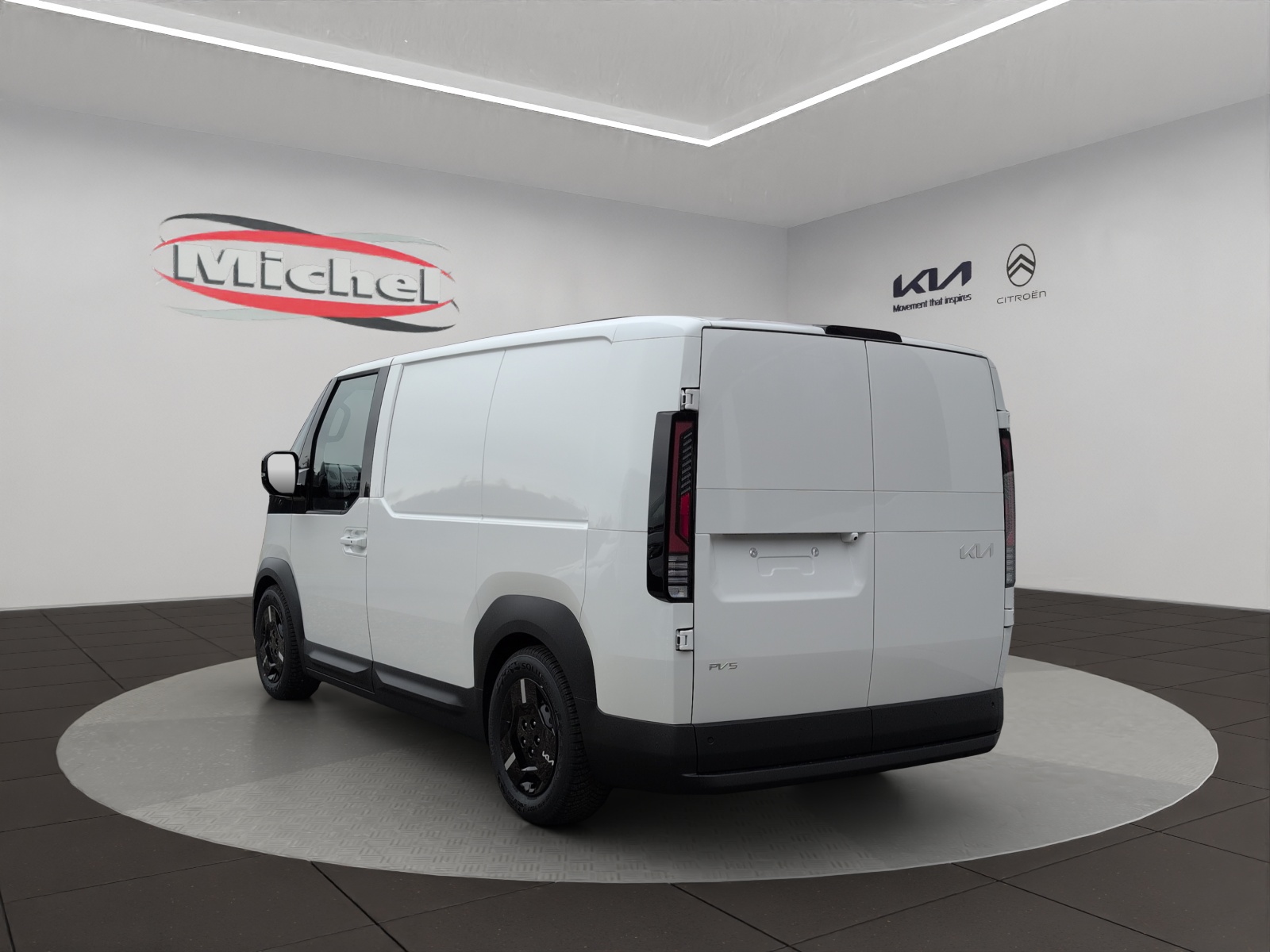 KIA PV5 Cargo 71.2 kWh Plus / Wärmepumpe / Ganzjahresreifen / Rückfahrkamera / 7 Jahre CH-Herstellergarantie-image-6