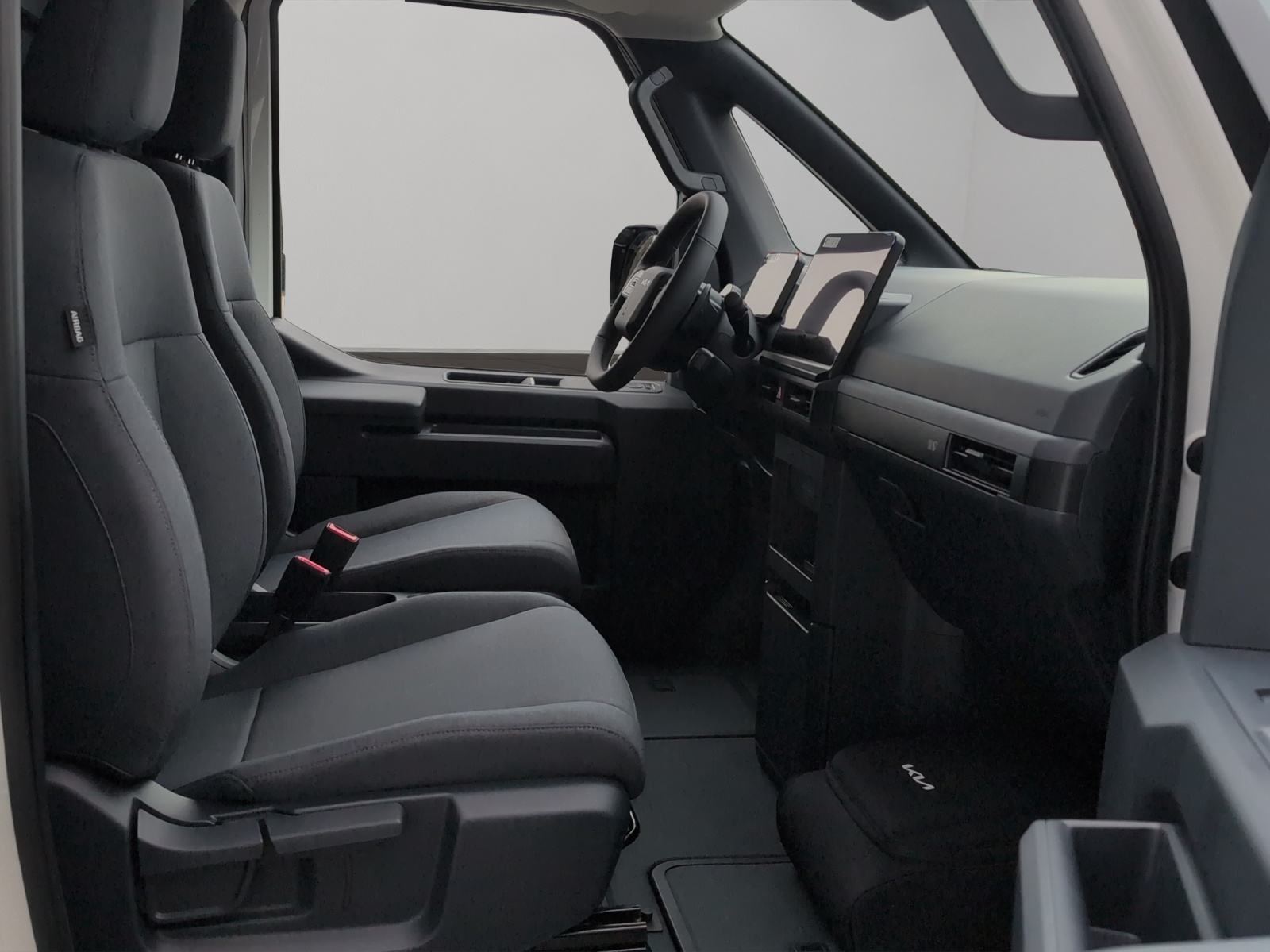 KIA PV5 Cargo 71.2 kWh Plus / Wärmepumpe / Ganzjahresreifen / Rückfahrkamera / 7 Jahre CH-Herstellergarantie-image-9