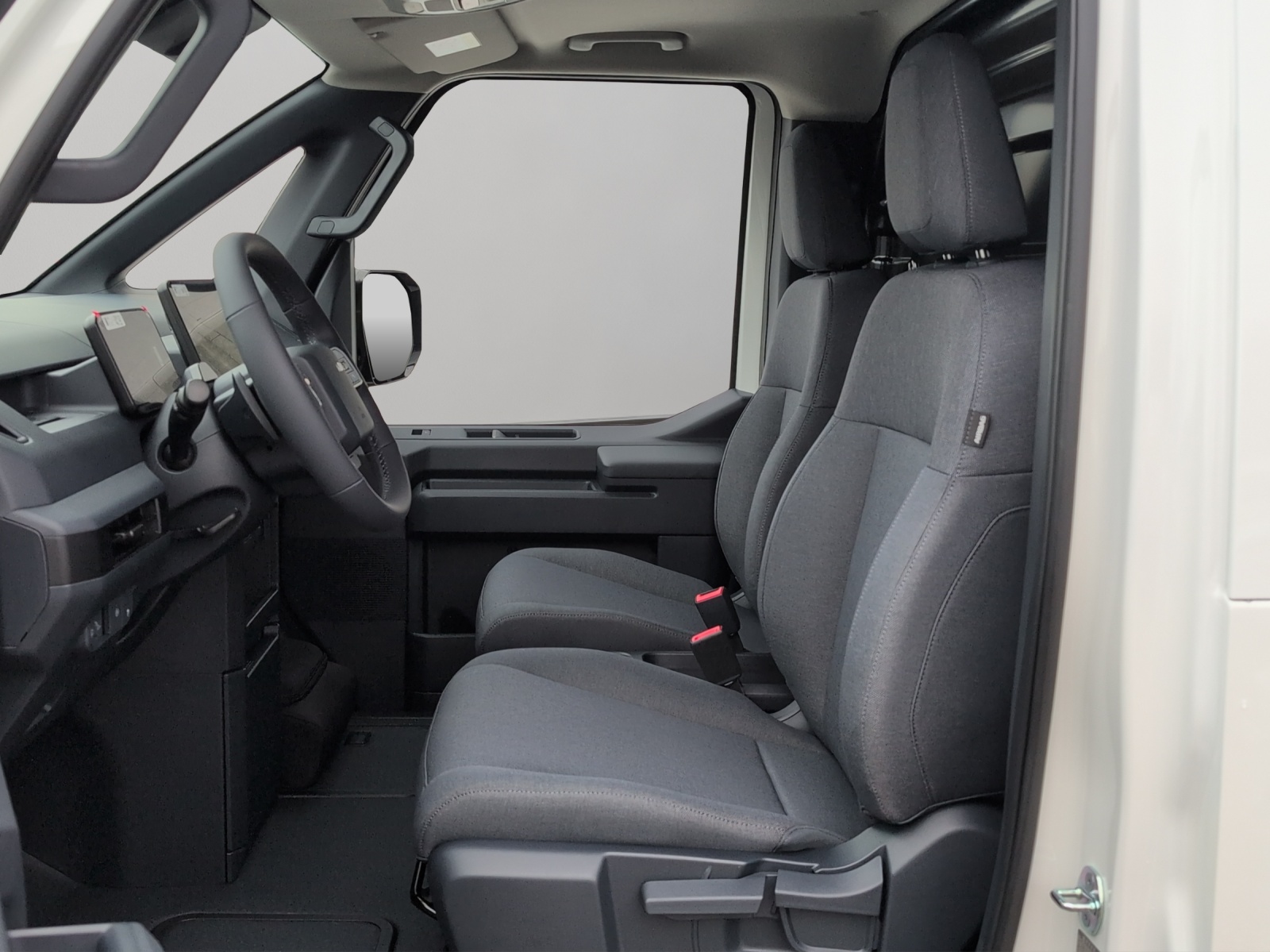 KIA PV5 Cargo 71.2 kWh Plus / Wärmepumpe / Ganzjahresreifen / Rückfahrkamera / 7 Jahre CH-Herstellergarantie-image-8