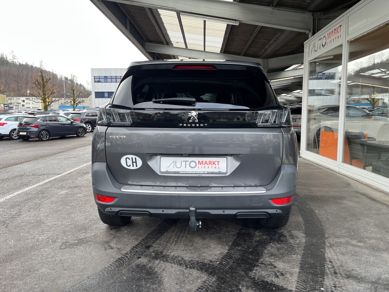 PEUGEOT 5008 1.5 BlueHDi Allure Pack EAT8-image-3