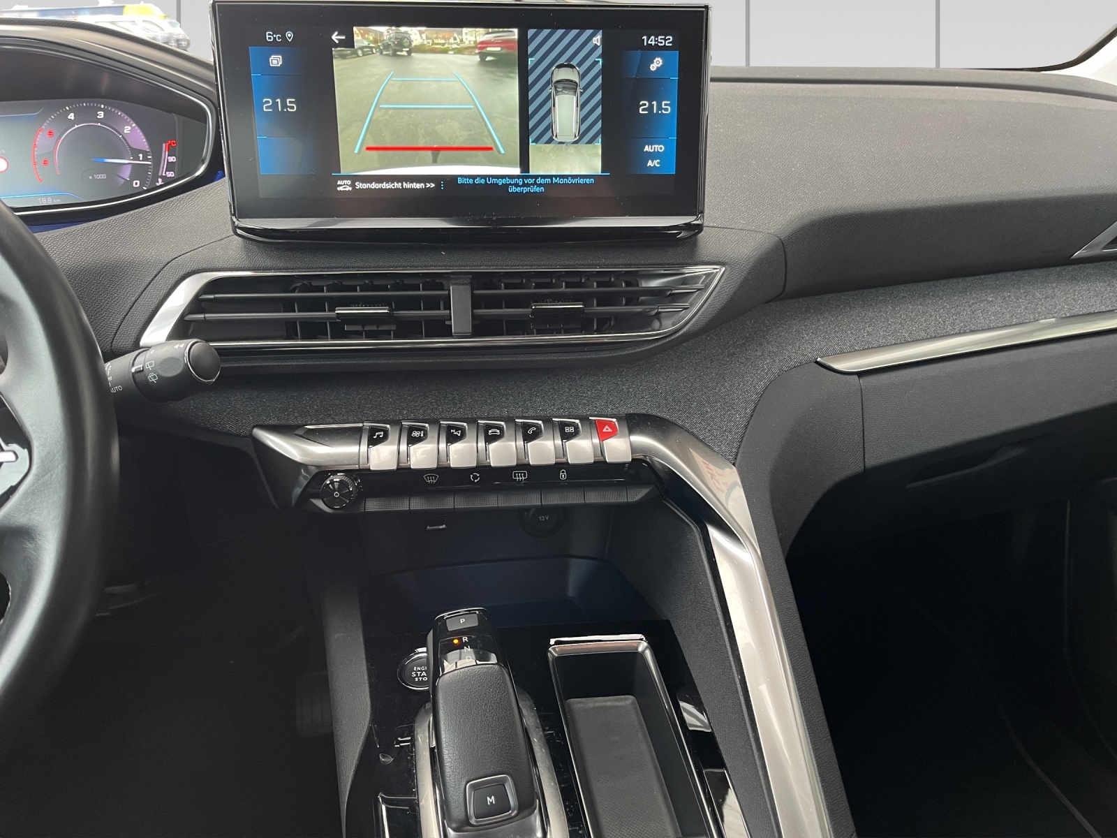 PEUGEOT 5008 1.5 BlueHDi Allure Pack EAT8-image-10