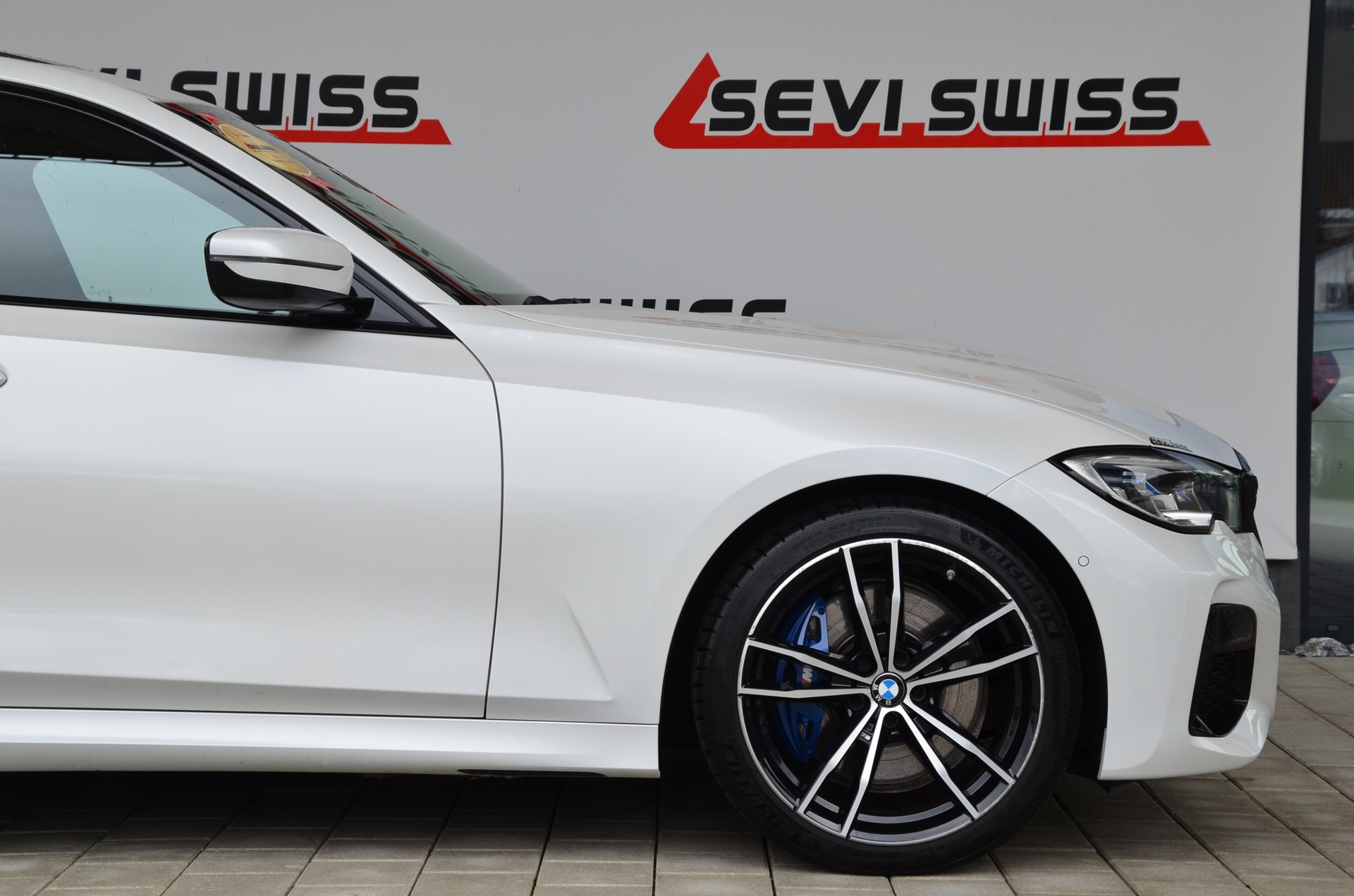 BMW M340d xDrive 48V Steptronic M-Sport*Frisch ab MFK,1 Jahr oder 20'000km Garantie*-image-3