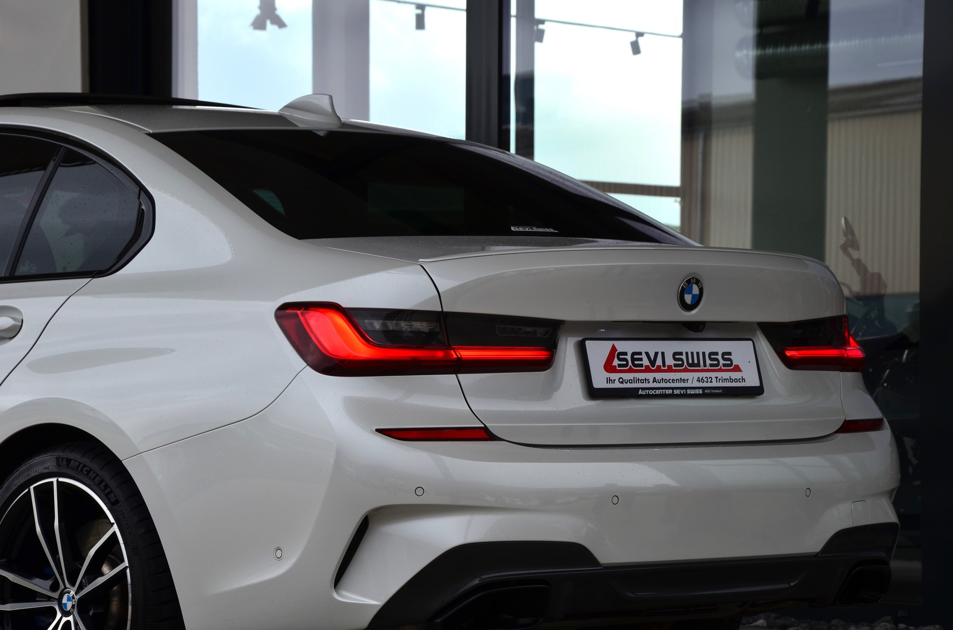 BMW M340d xDrive 48V Steptronic M-Sport*Frisch ab MFK,1 Jahr oder 20'000km Garantie*-image-8