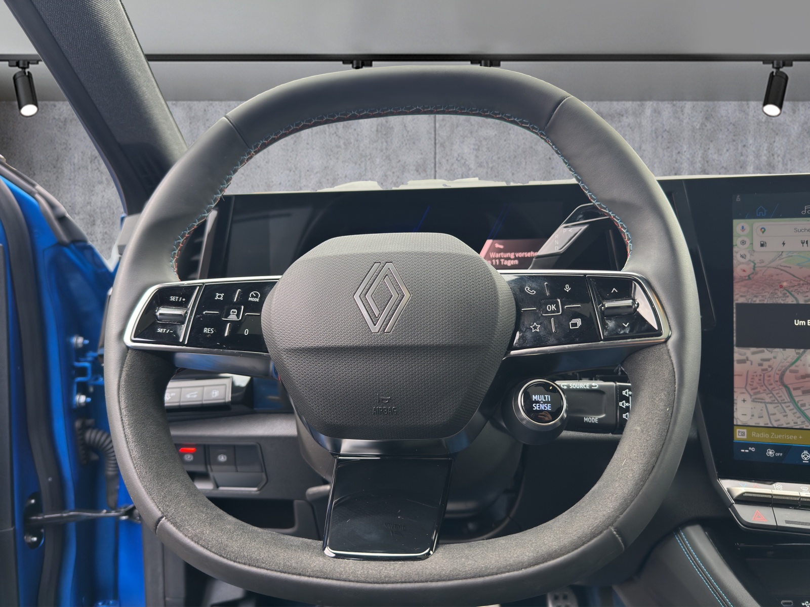 RENAULT Rafale 1.2 E-Tech Plug-in Hybrid 300 4x4 Atelier Alpine-image-6