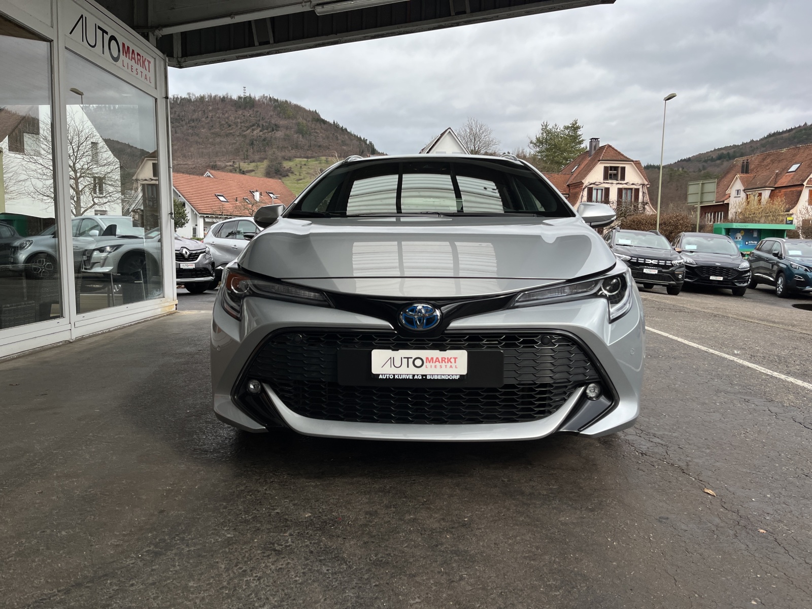 TOYOTA Corolla Touring Sports 1.8 HSD Trend e-CVT-image-5