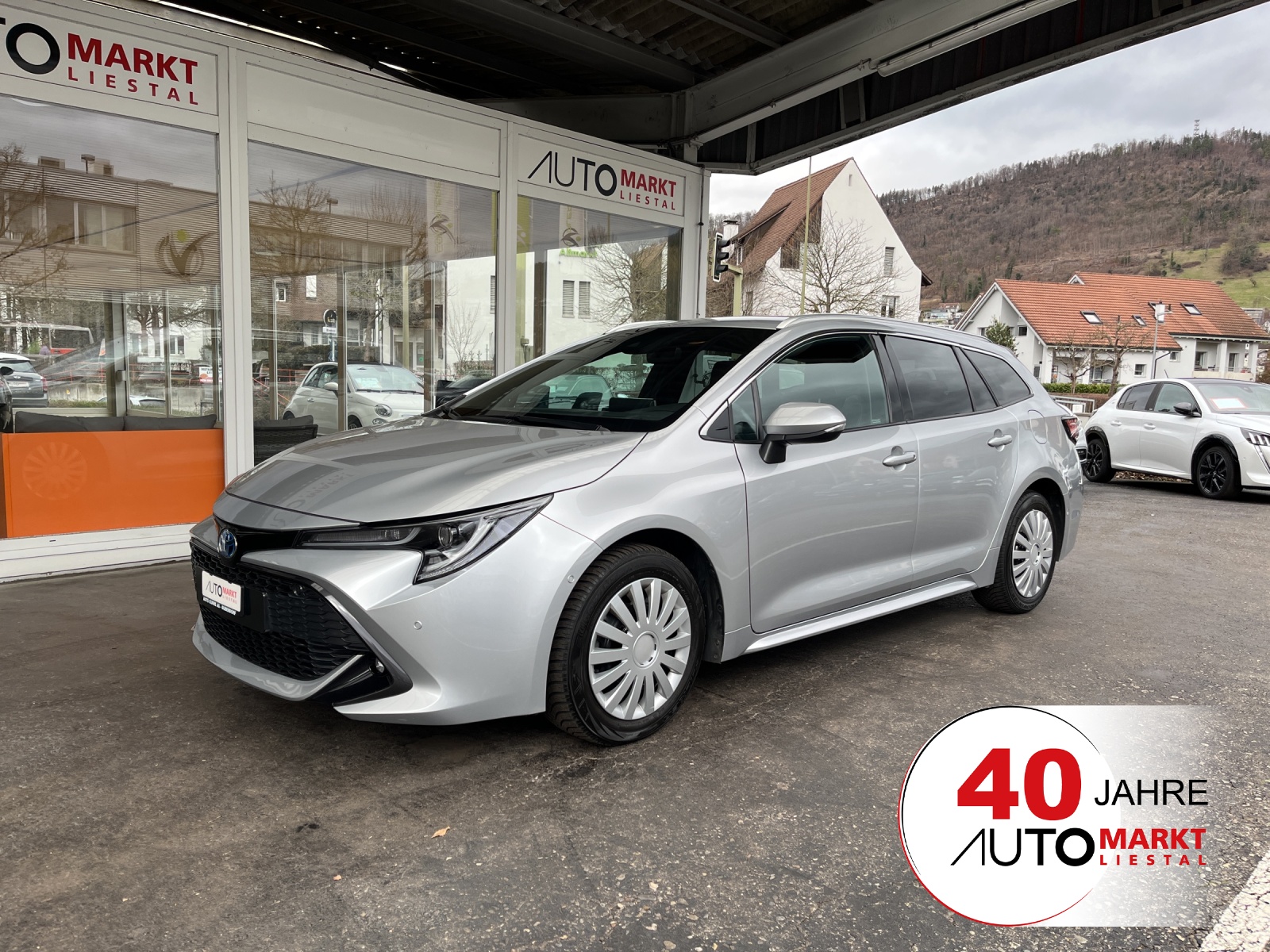 TOYOTA Corolla Touring Sports 1.8 HSD Trend e-CVT-image-0