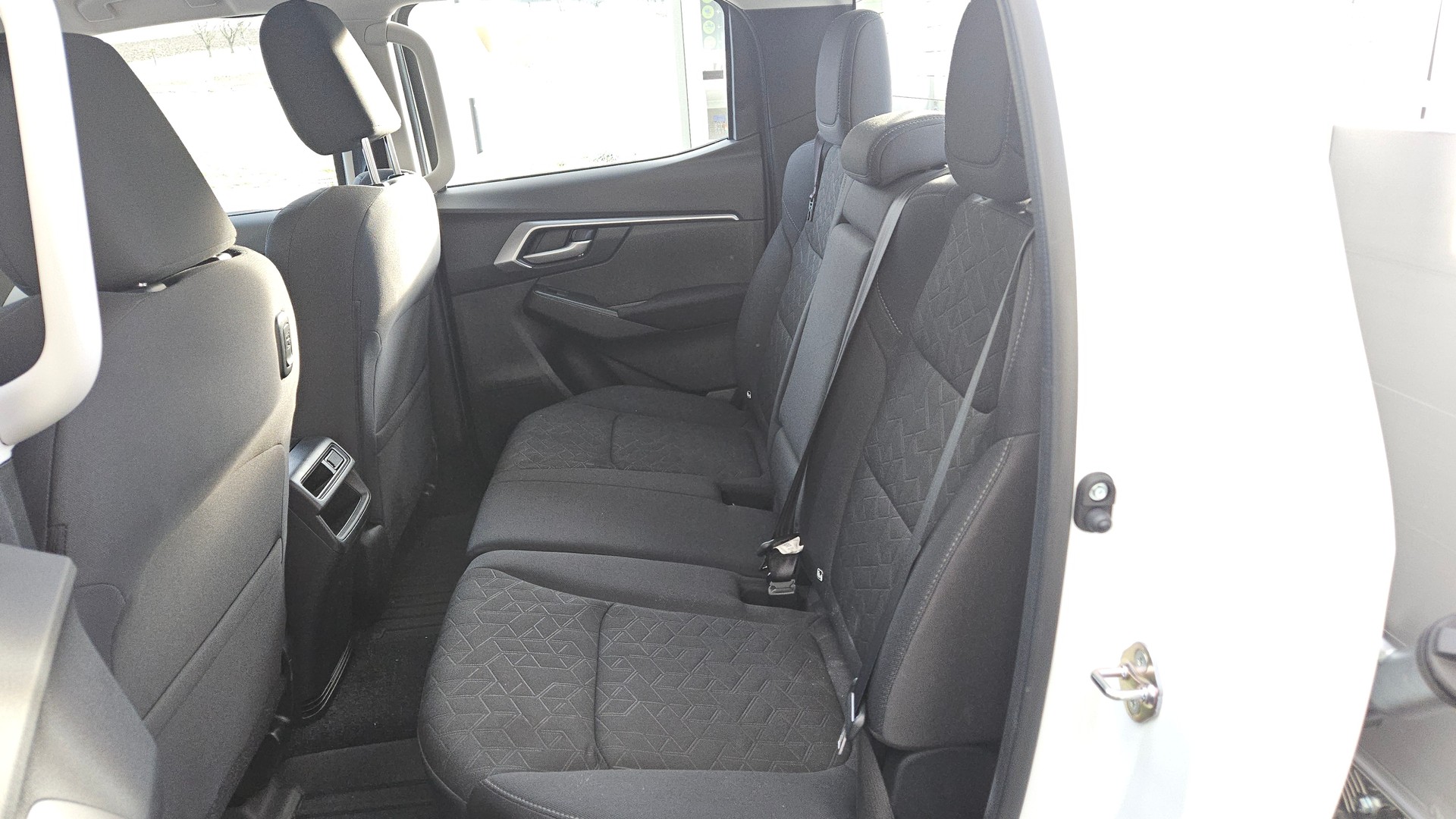 ISUZU D-MAX 1.9 CrewCab N60BB+ 4x4-image-15