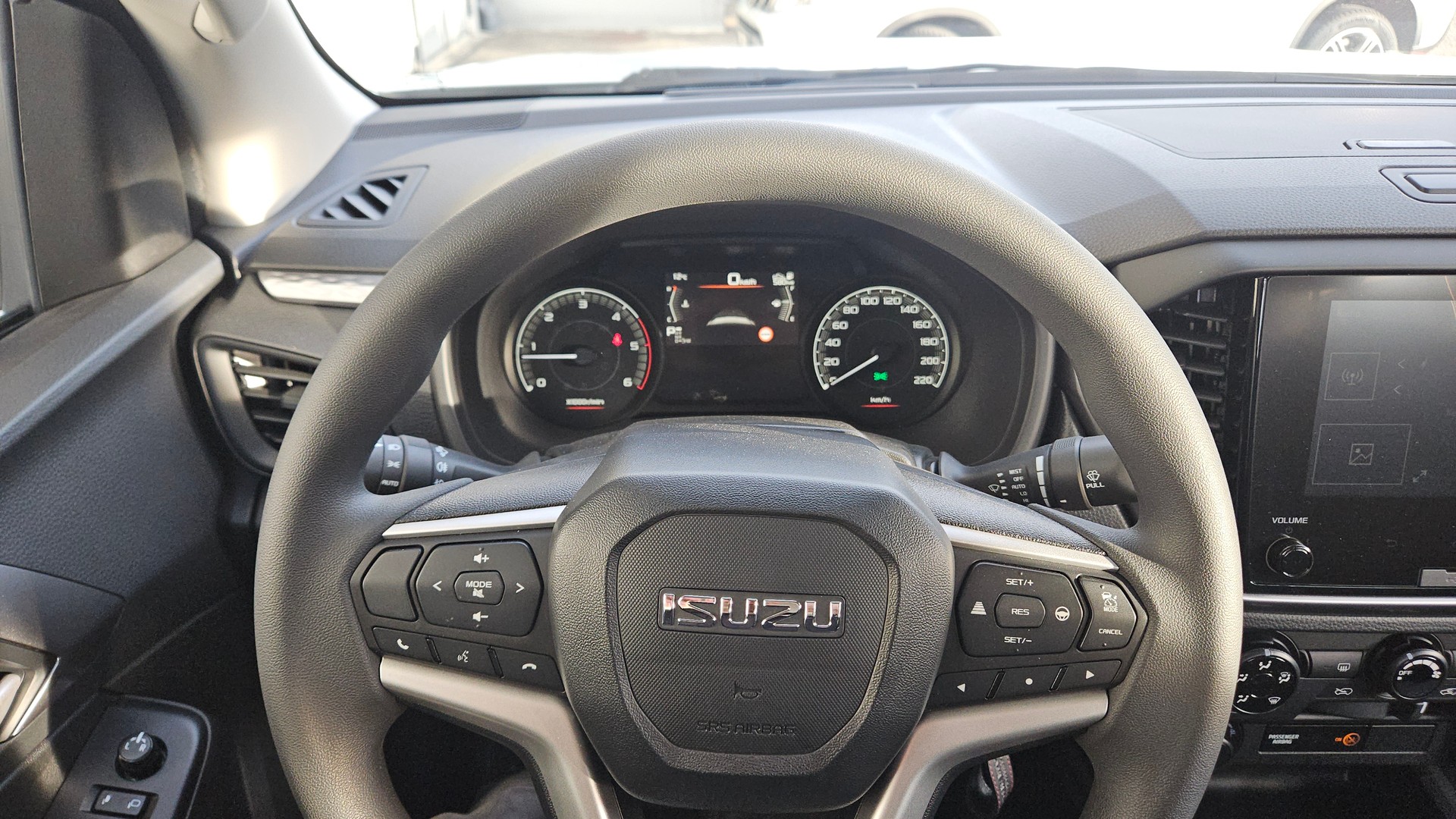 ISUZU D-MAX 1.9 CrewCab N60BB+ 4x4-image-11