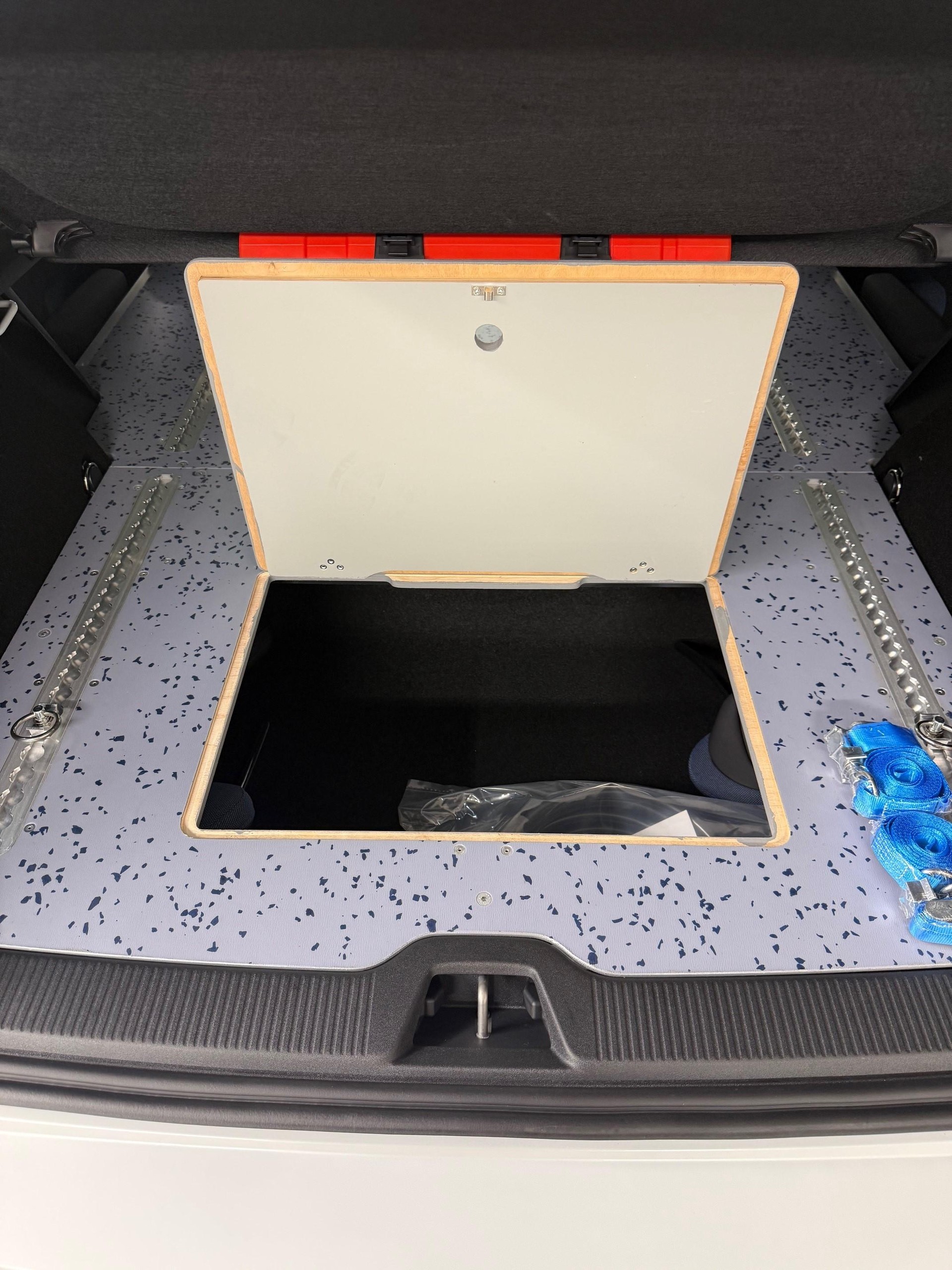 VOLVO EX30 E60 Core-image-14