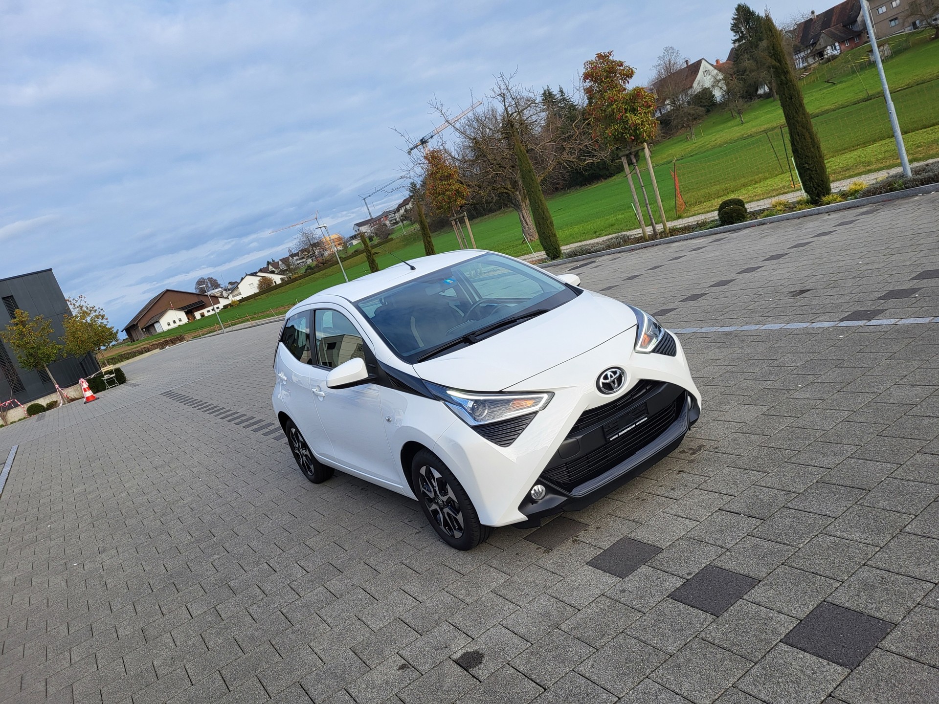 TOYOTA Aygo 1.0 VVT-i X-shift Trend-image-0