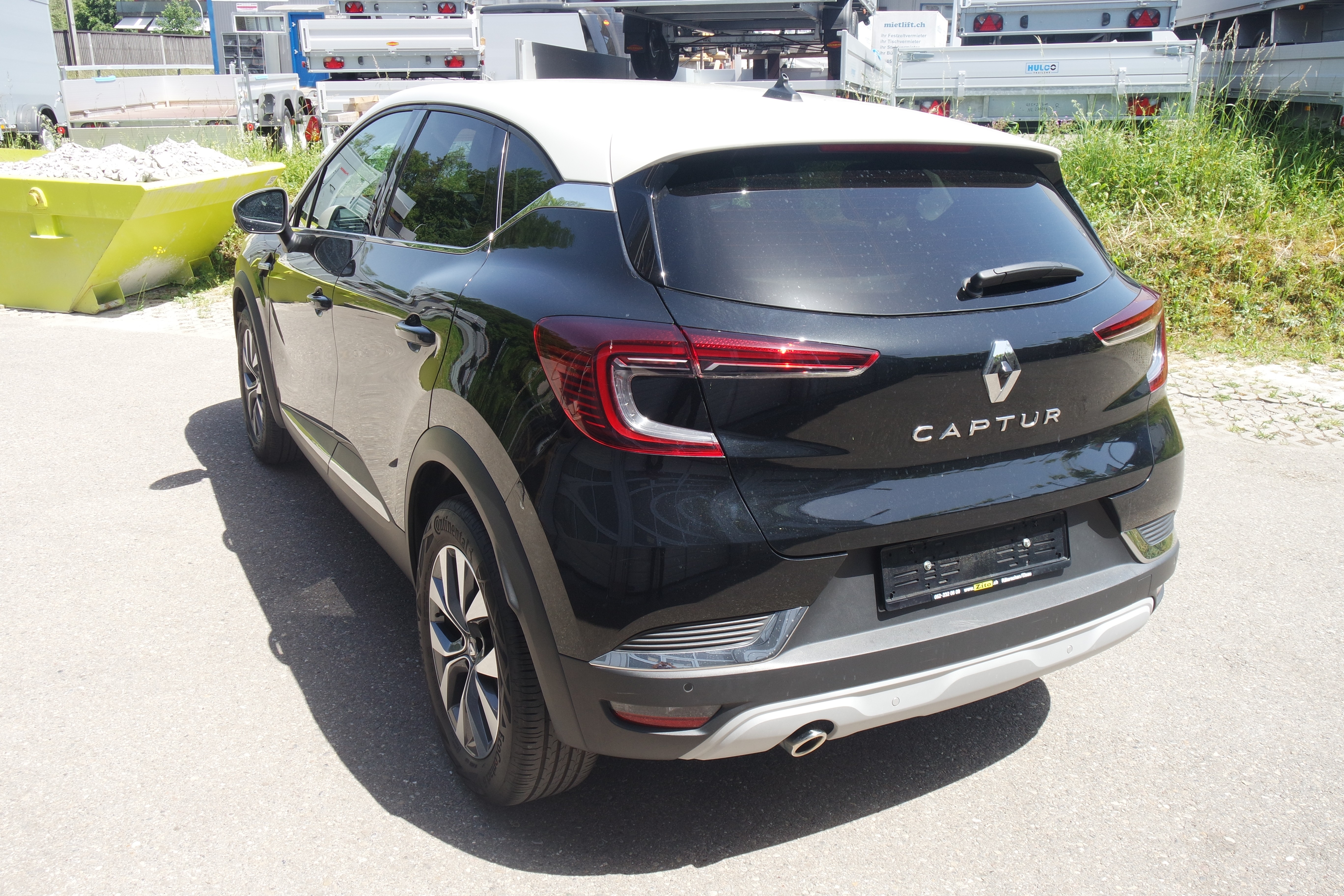 Car photo