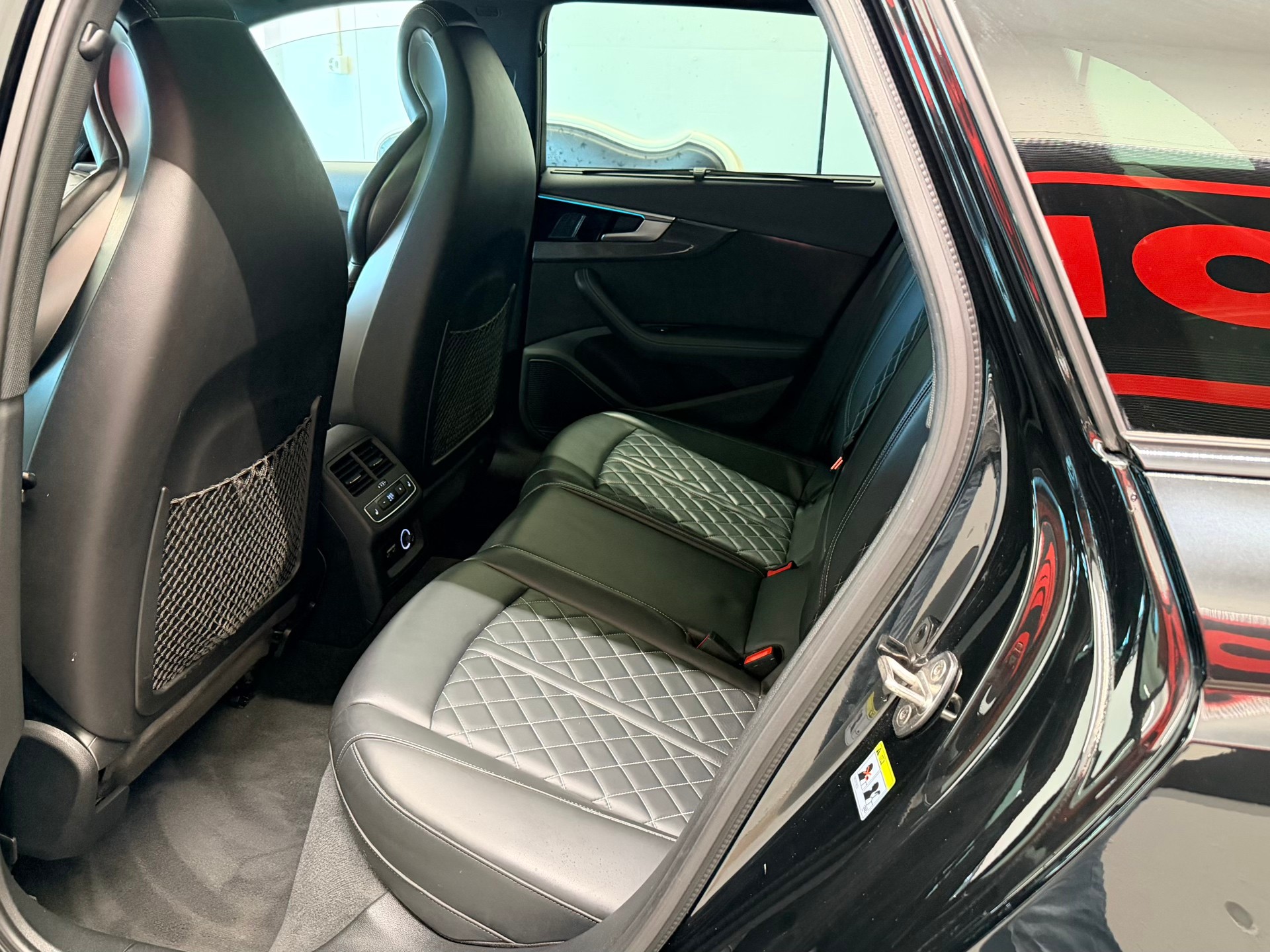 AUDI S4 Avant 3.0 TDI quattro tiptronic-image-17