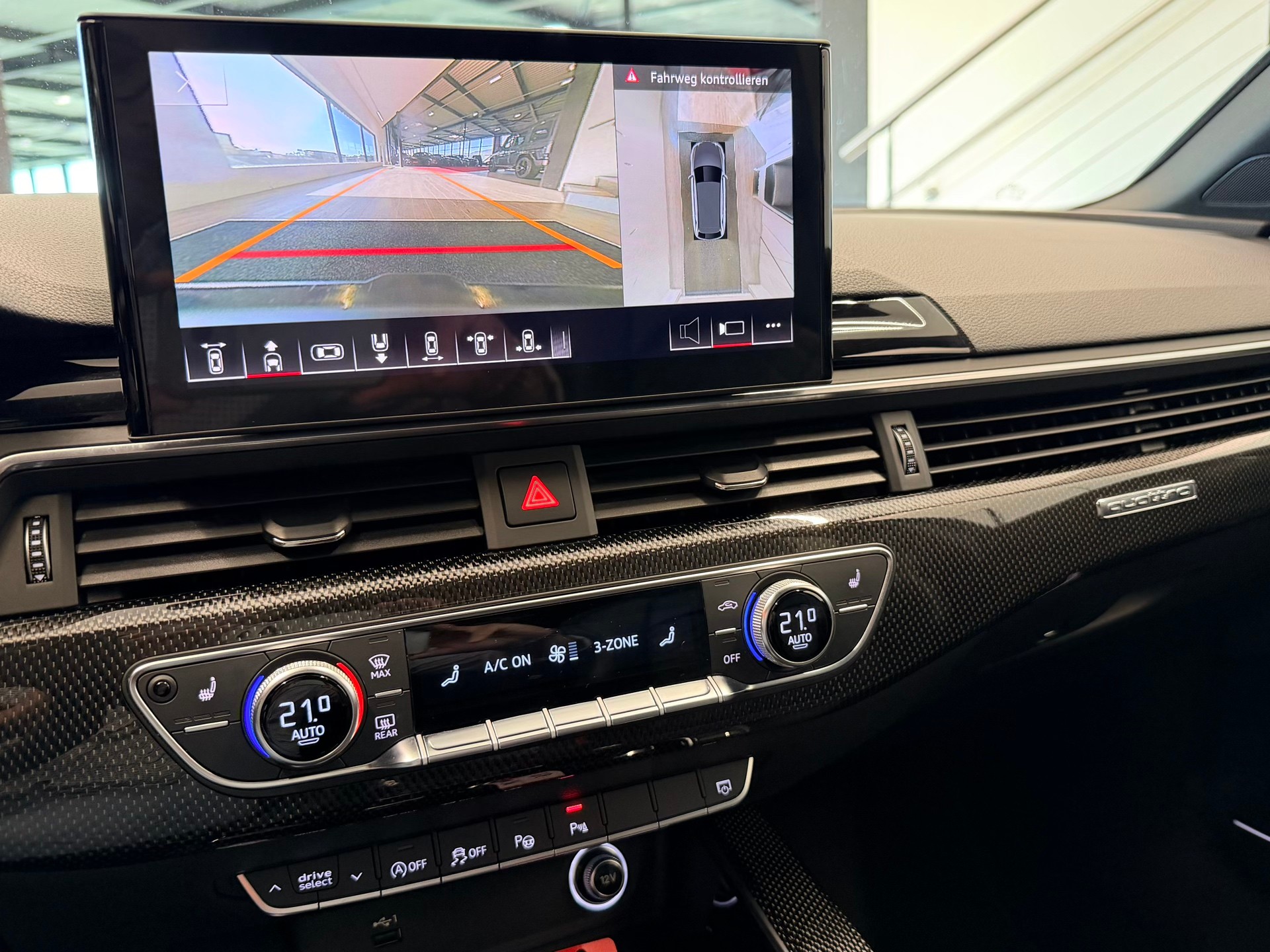 AUDI S4 Avant 3.0 TDI quattro tiptronic-image-24