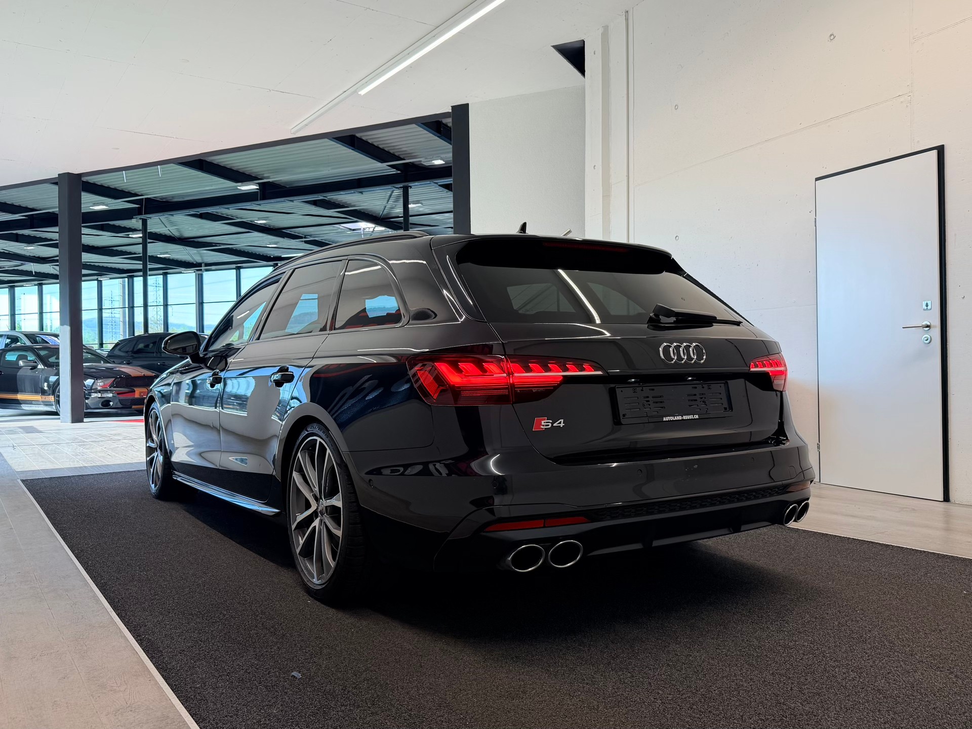 AUDI S4 Avant 3.0 TDI quattro tiptronic-image-7