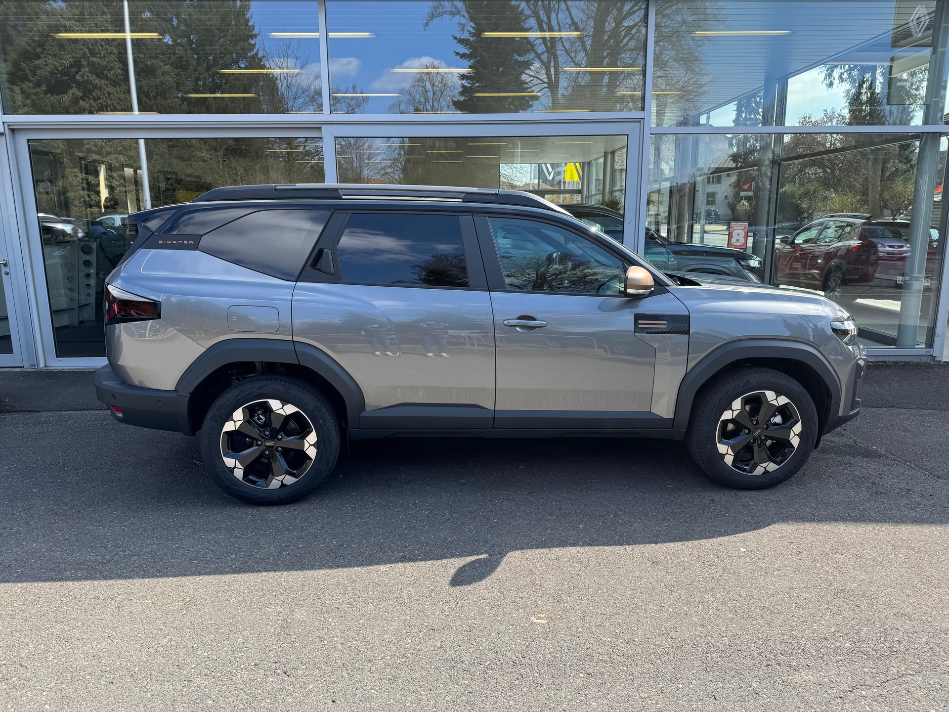DACIA Bigster HEV 155 Extreme-image-1