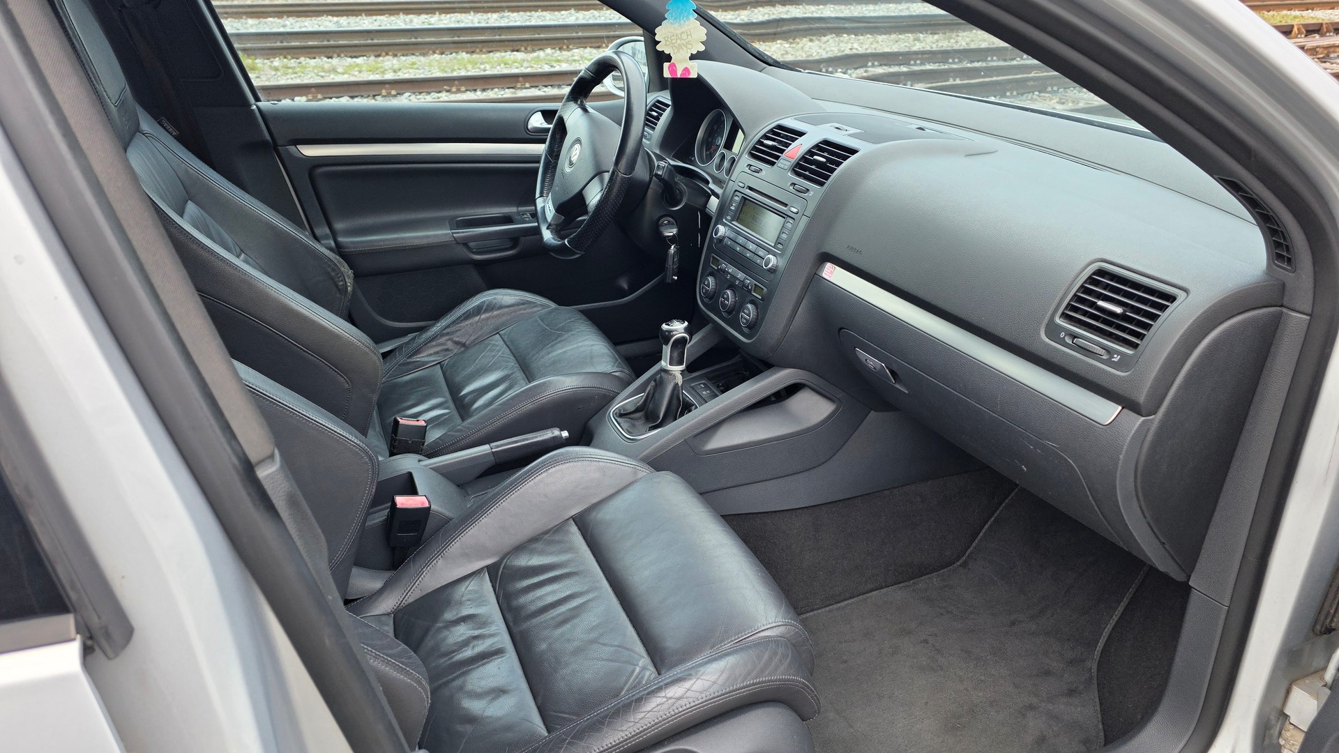 VW Golf 2.0 TFSI GTI-image-10