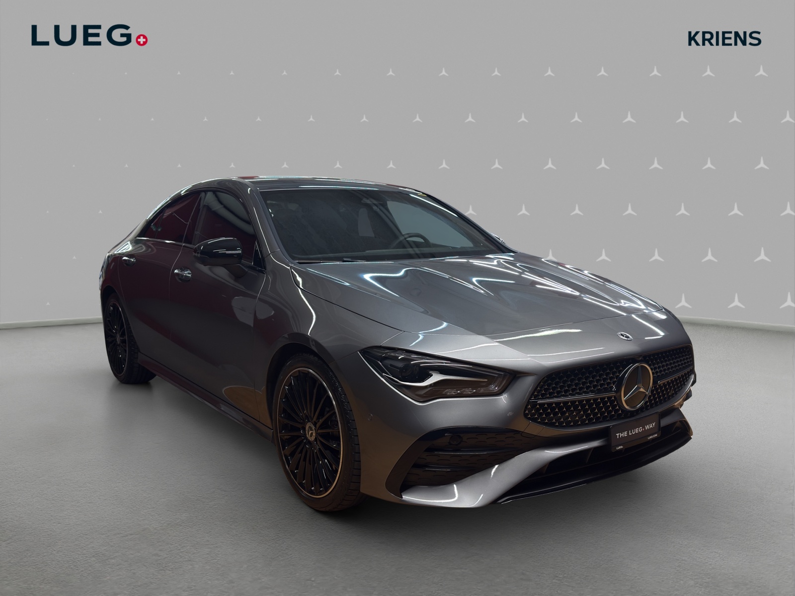 MERCEDES-BENZ CLA 250 4M - AMG / 360 Grad Kamera / Sitzmemory / Soundsystem-image-4