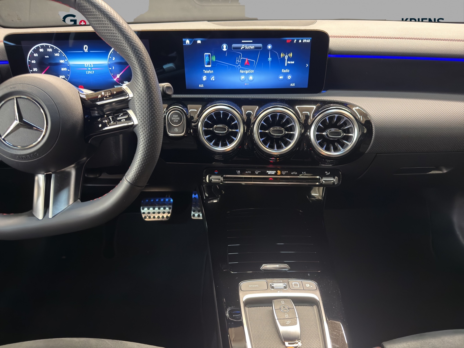 MERCEDES-BENZ CLA 250 4M - AMG / 360 Grad Kamera / Sitzmemory / Soundsystem-image-11