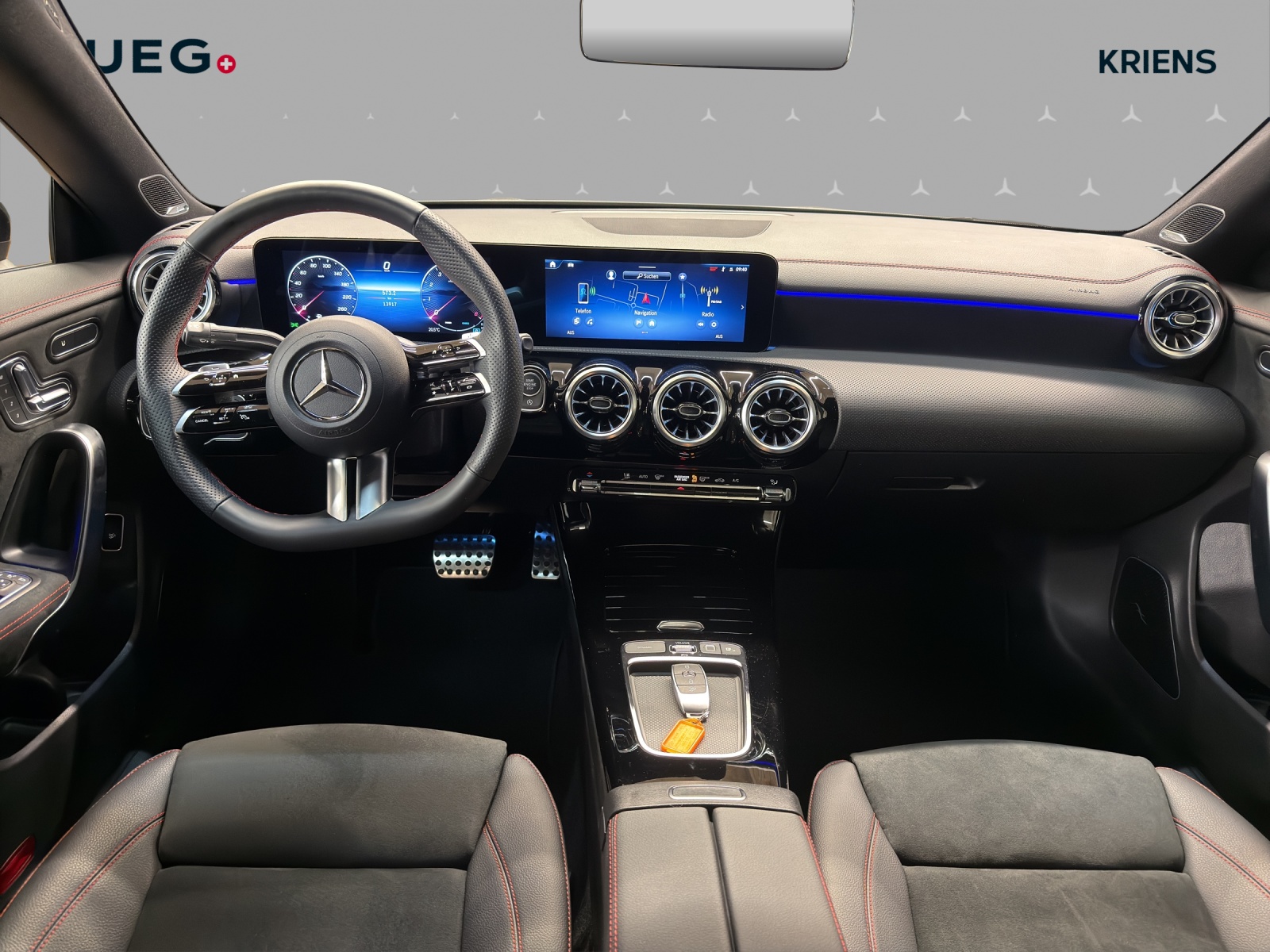 MERCEDES-BENZ CLA 250 4M - AMG / 360 Grad Kamera / Sitzmemory / Soundsystem-image-10