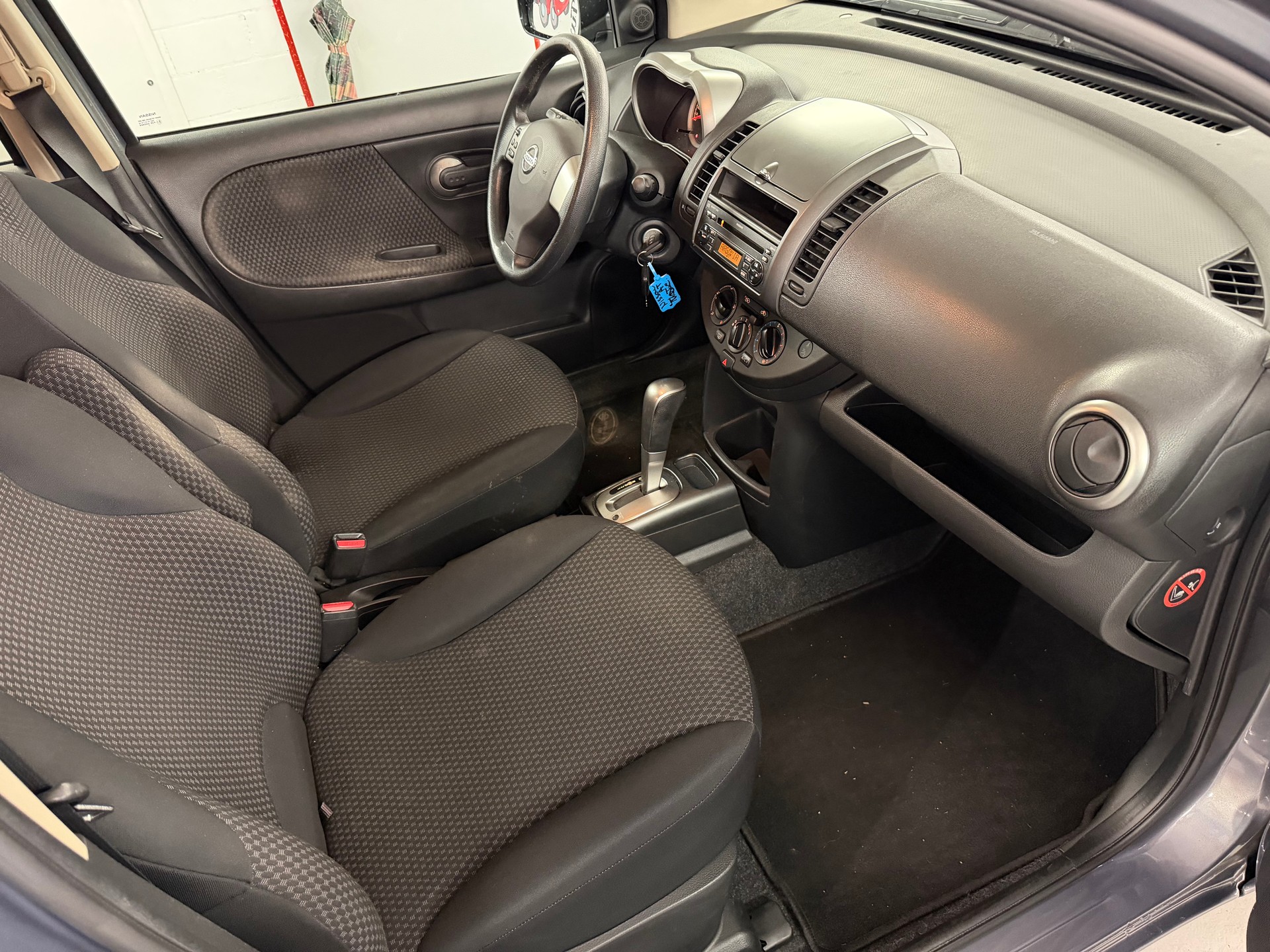 NISSAN Note 1.6 tekna-image-12