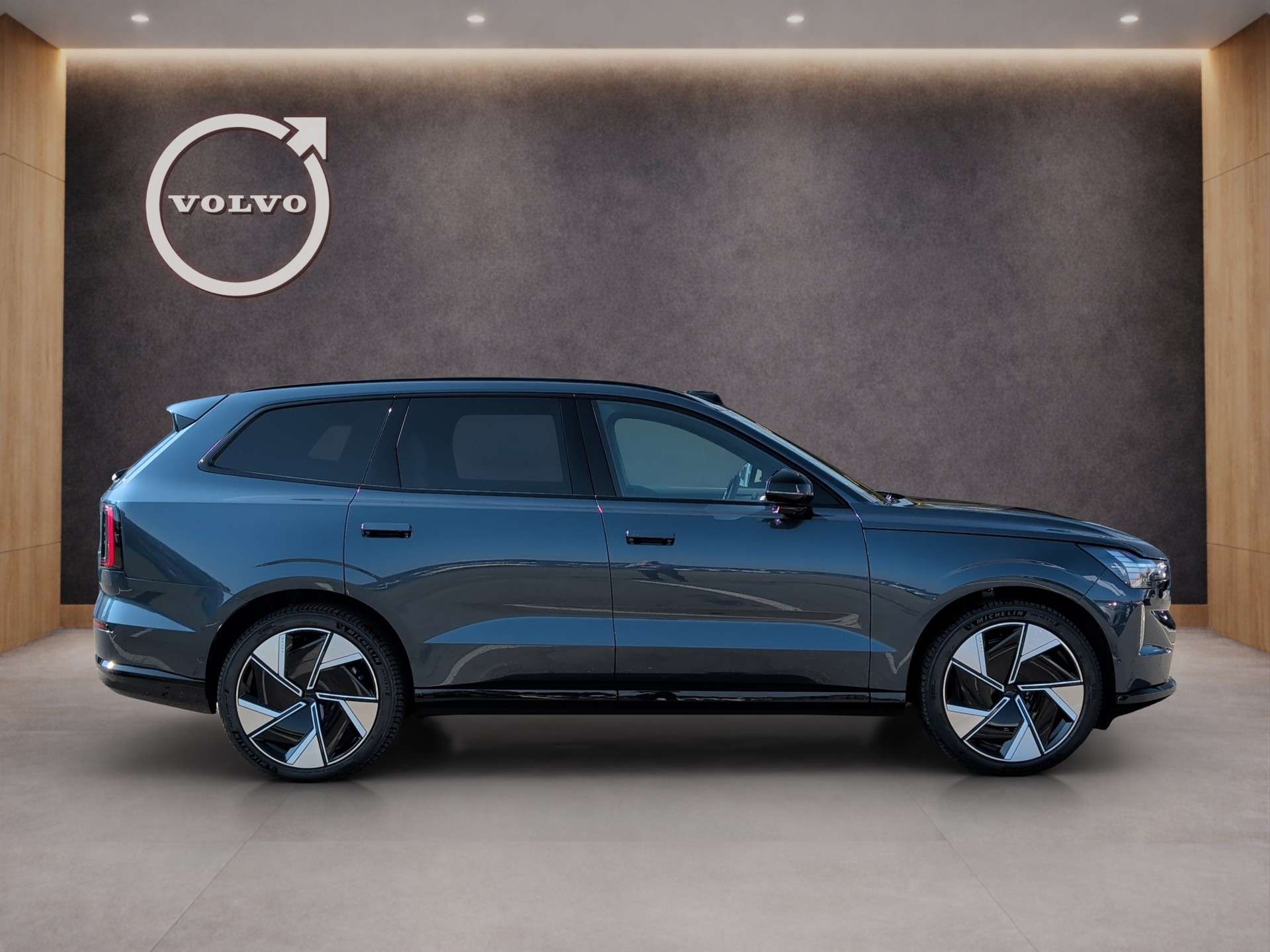 VOLVO EX90 Twin Performance Ultra AWD-image-5