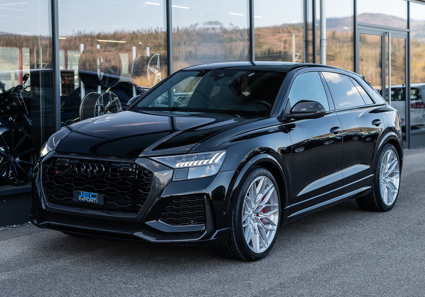 AUDI RSQ8 quattro FULL CARBONE-image-4