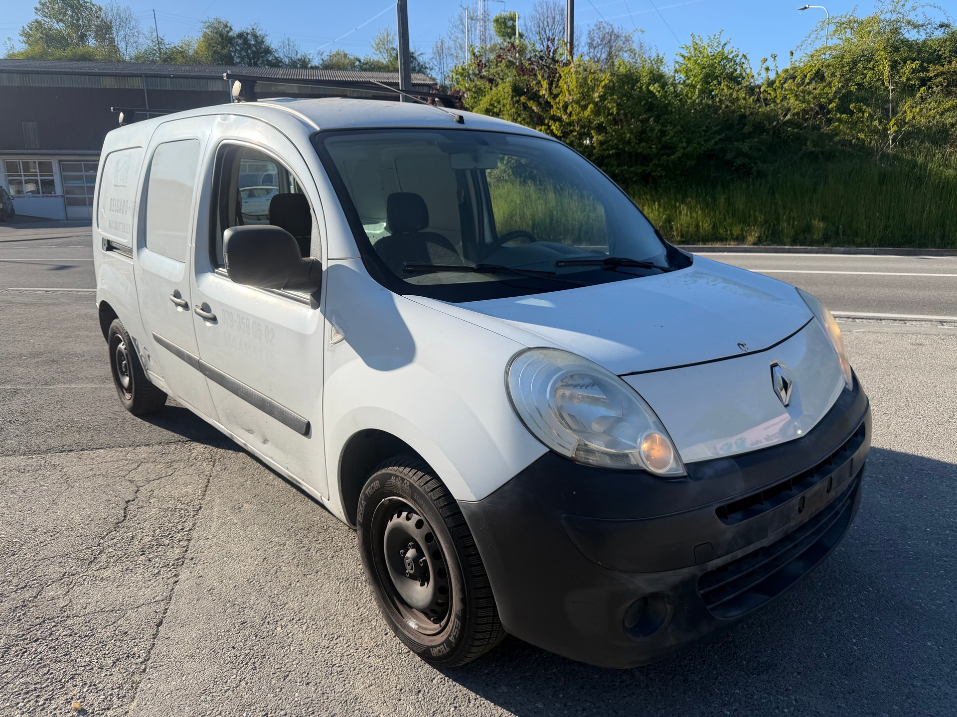 RENAULT Kangoo Maxi dCi 85 2 Plätze / 2 places-showroom-element-1
