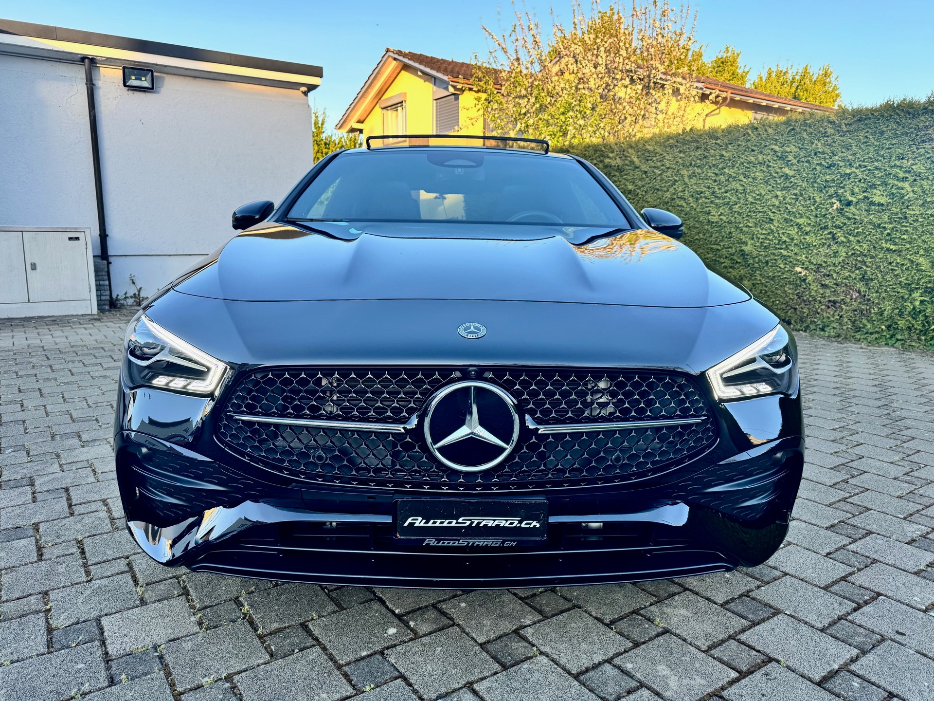 MERCEDES-BENZ CLA 220 AMG Line 4Matic 8G-DCT-image-1