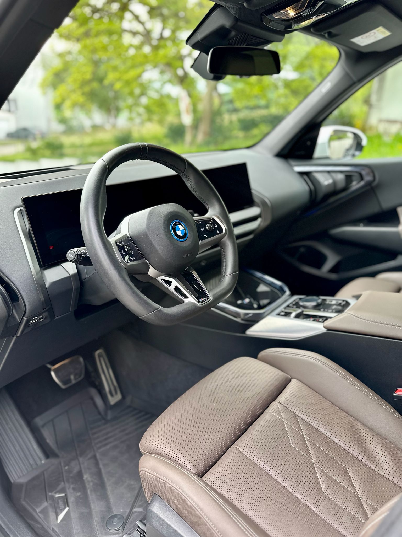 BMW 30e xDrive-image-5