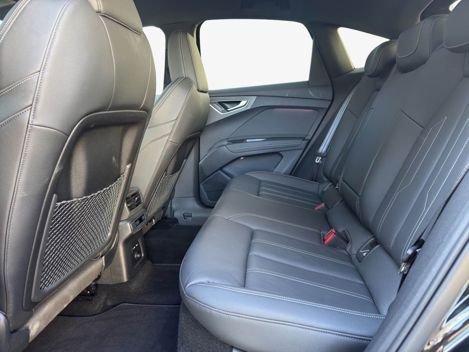 AUDI Q4 Sportback e-tron 55 quattro-image-11