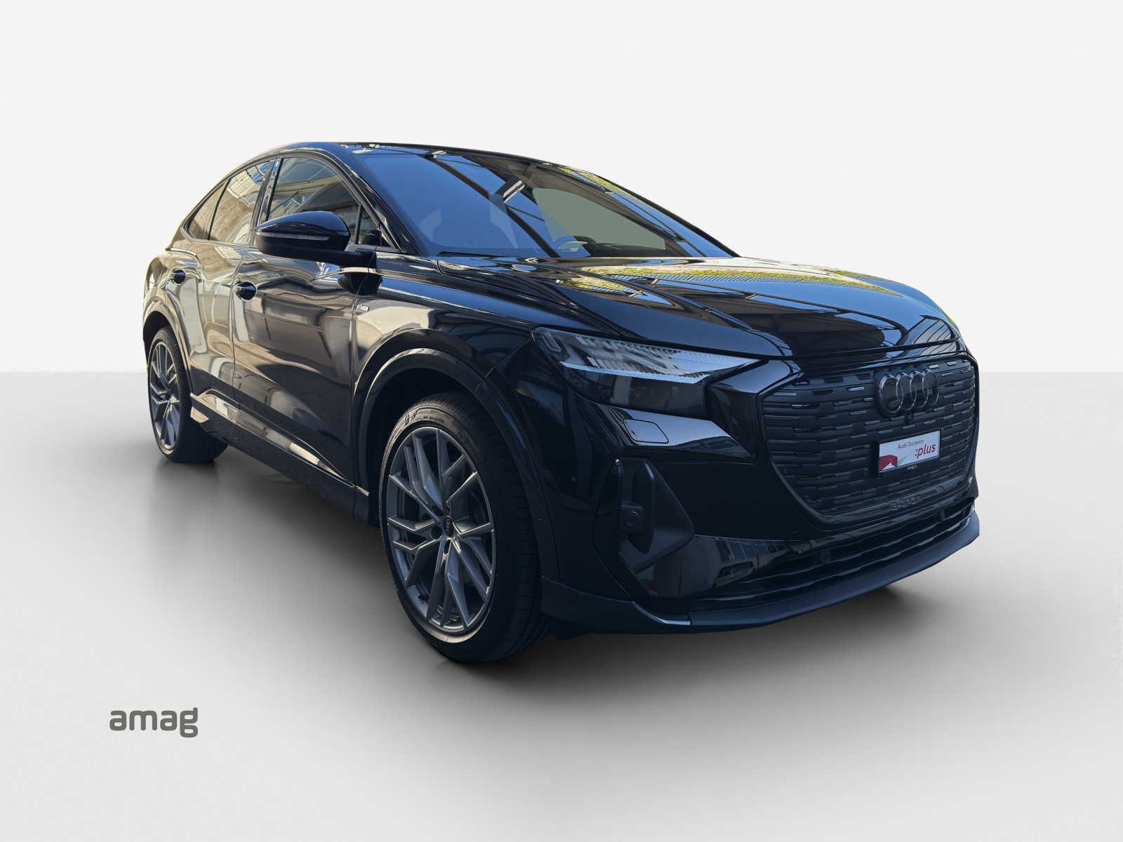 AUDI Q4 Sportback e-tron 55 quattro-image-6