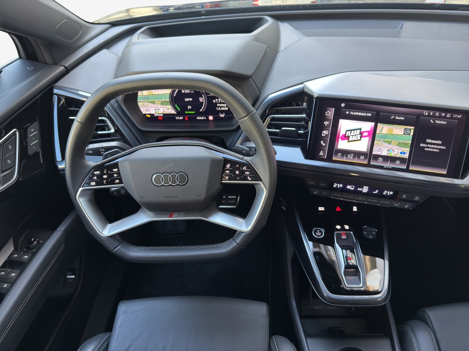 AUDI Q4 Sportback e-tron 55 quattro-image-9