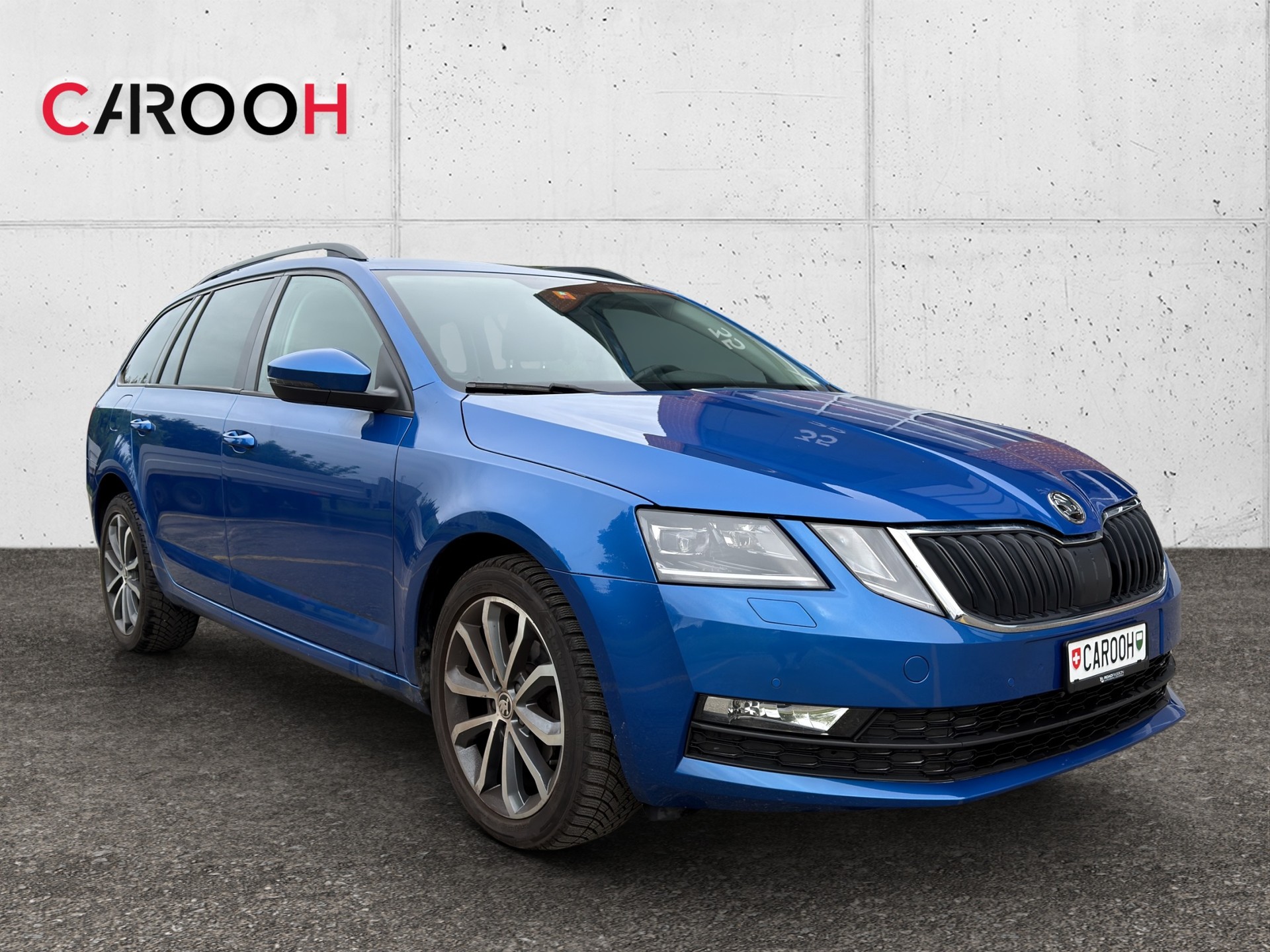 SKODA Octavia Combi 1.6 TDI Soleil DSG-image-0
