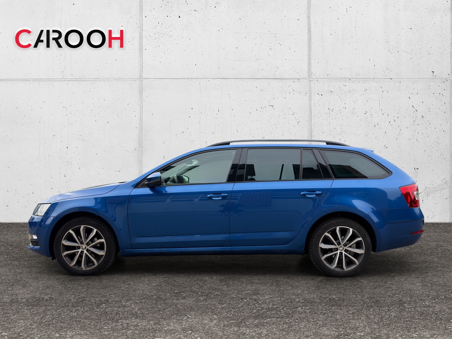 SKODA Octavia Combi 1.6 TDI Soleil DSG-image-3