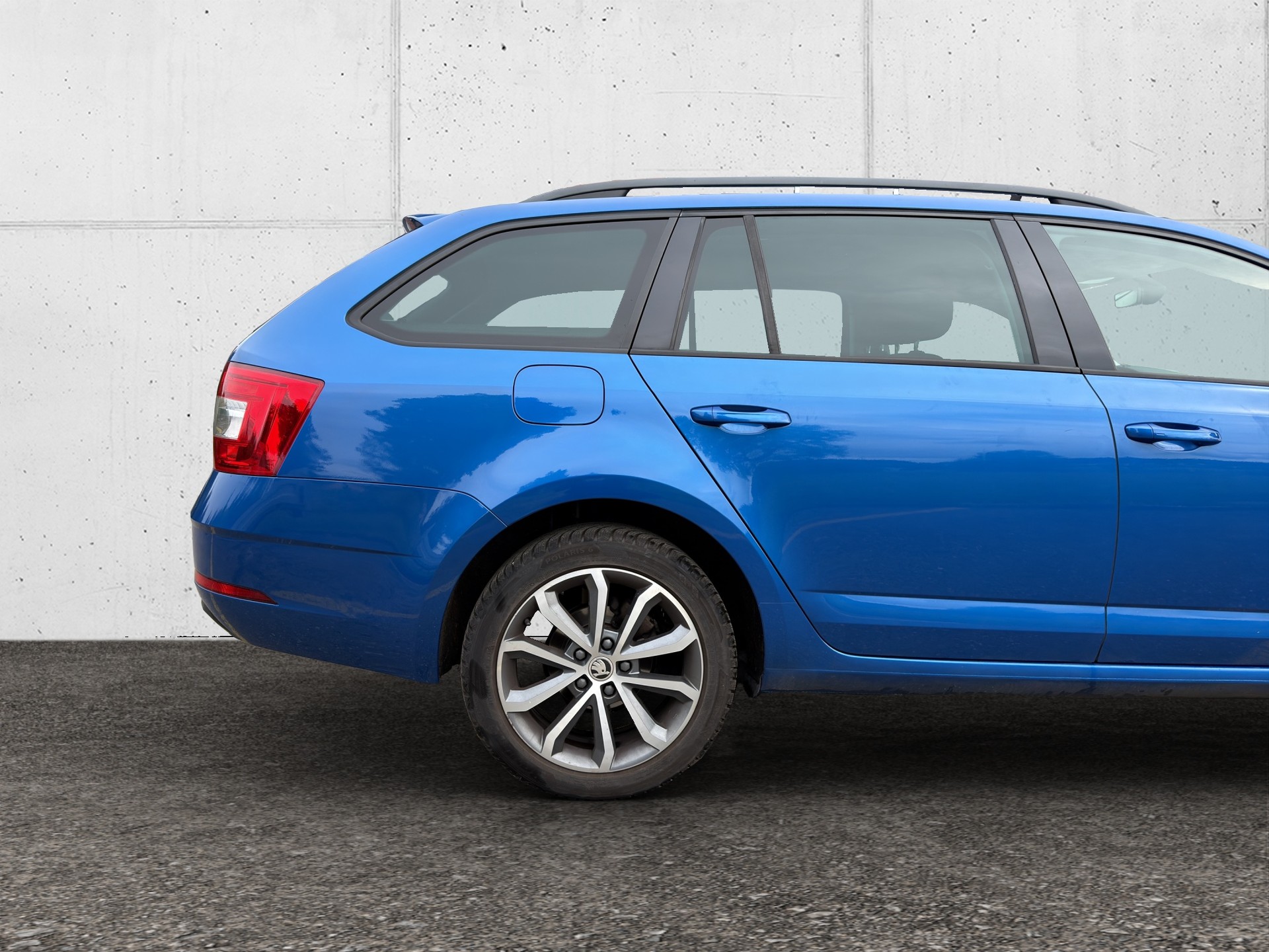 SKODA Octavia Combi 1.6 TDI Soleil DSG-image-8