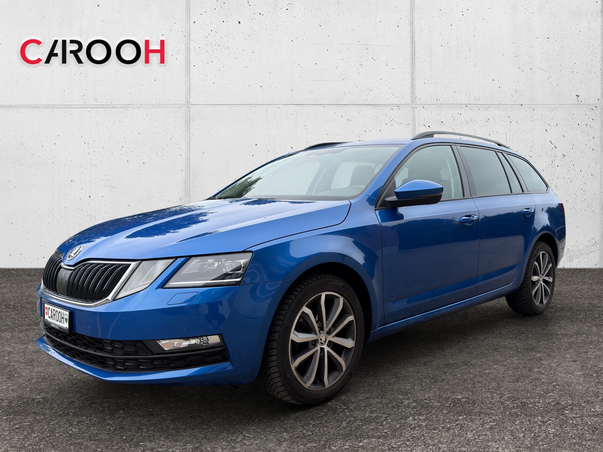 SKODA Octavia Combi 1.6 TDI Soleil DSG-image-2