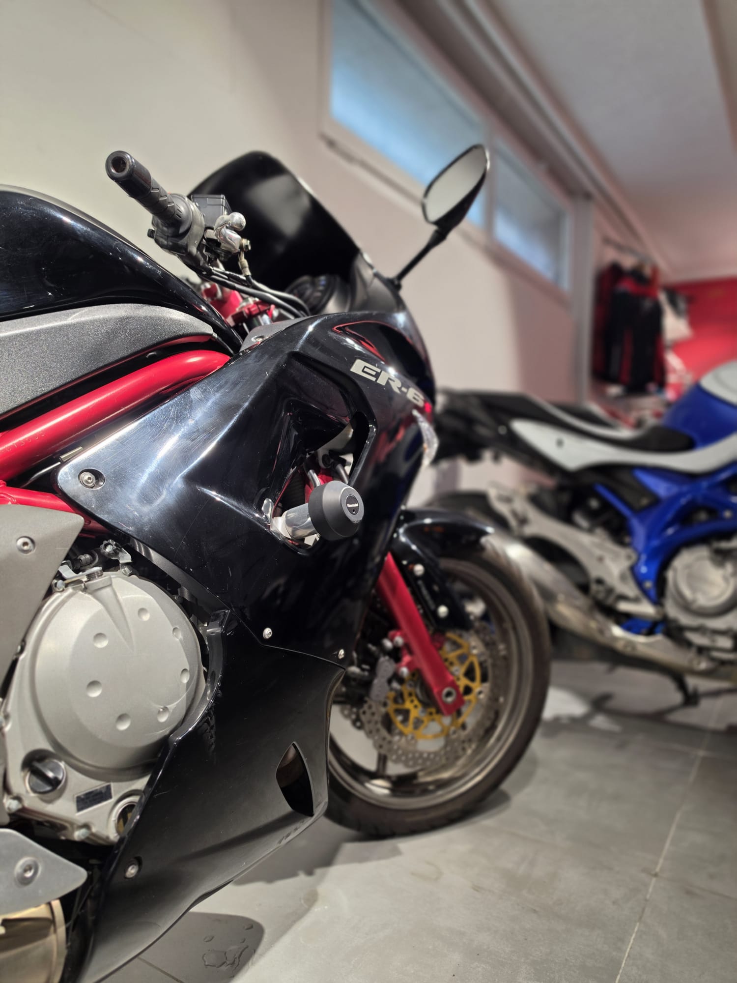 KAWASAKI f-showroom-element-1