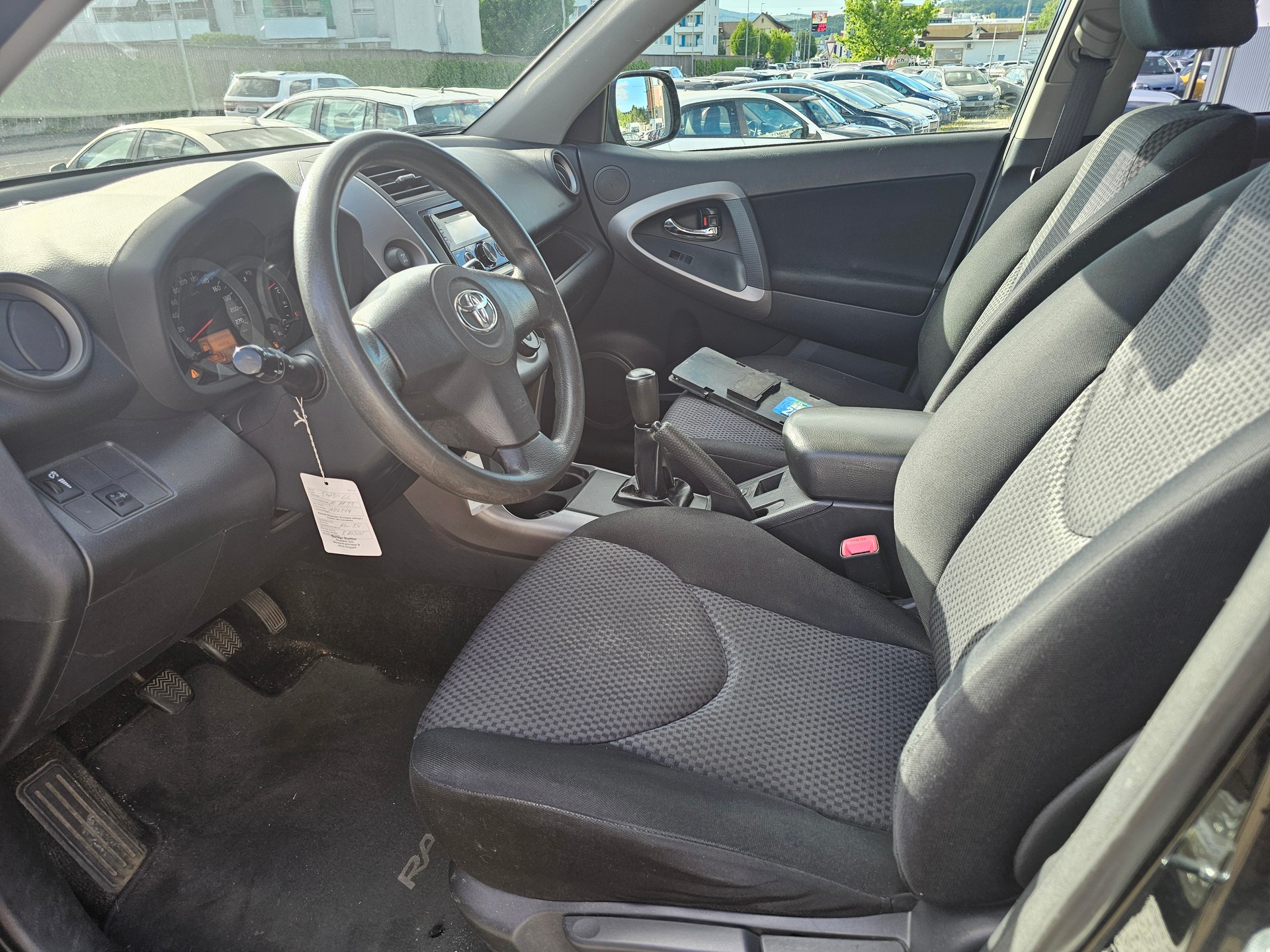 TOYOTA RAV-4 2.0 16V Linea Terra-image-10