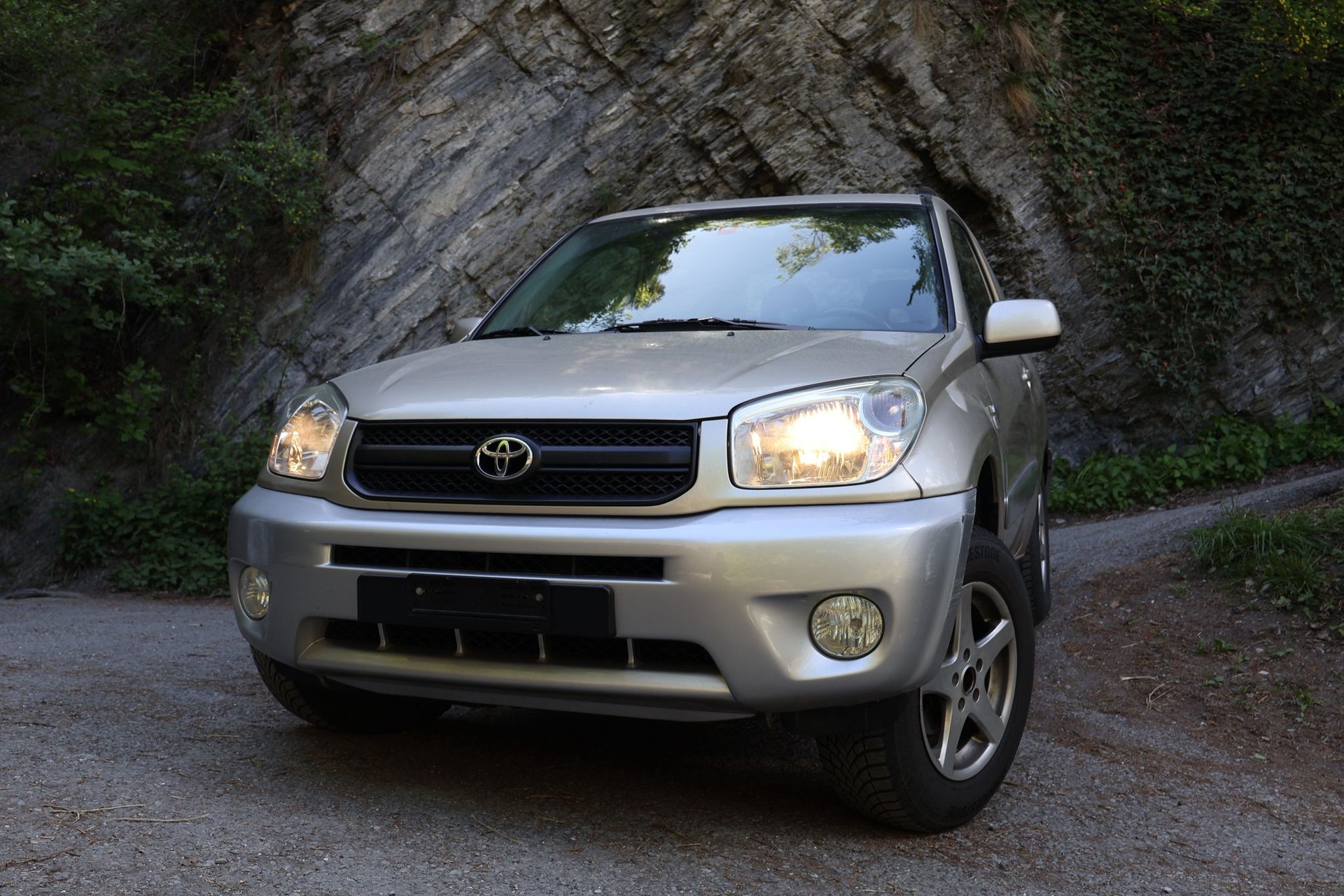 TOYOTA RAV-4 2.0 16V Linea Terra-showroom-element-2