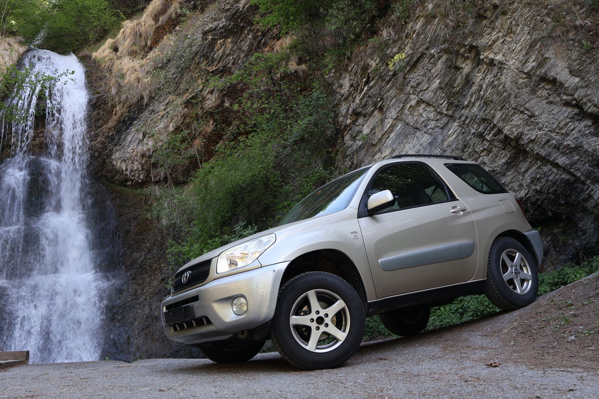 TOYOTA RAV-4 2.0 16V Linea Terra