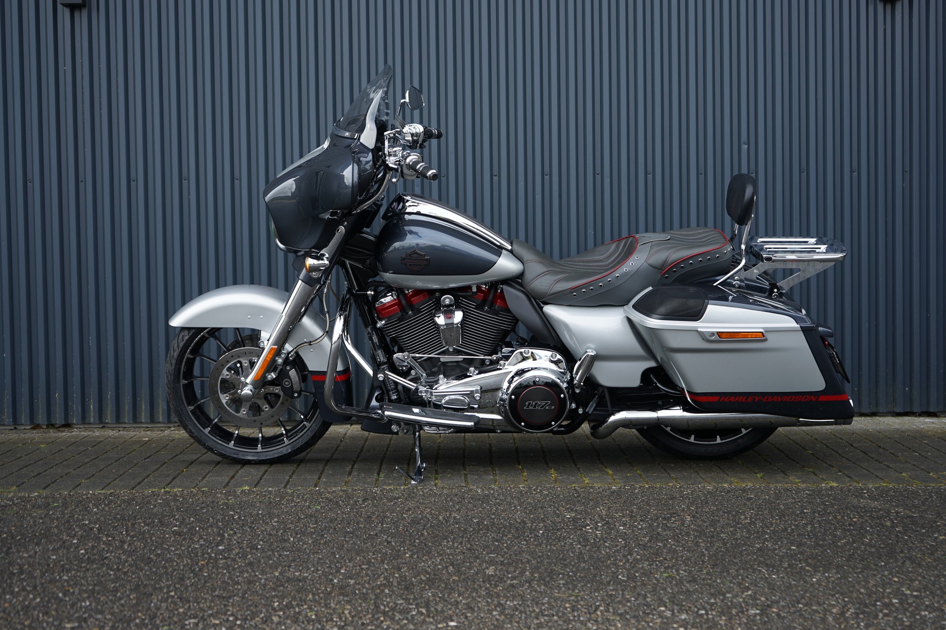 HARLEY-DAVIDSON FLHXSE Street Glide ABS CVO 117-image-5